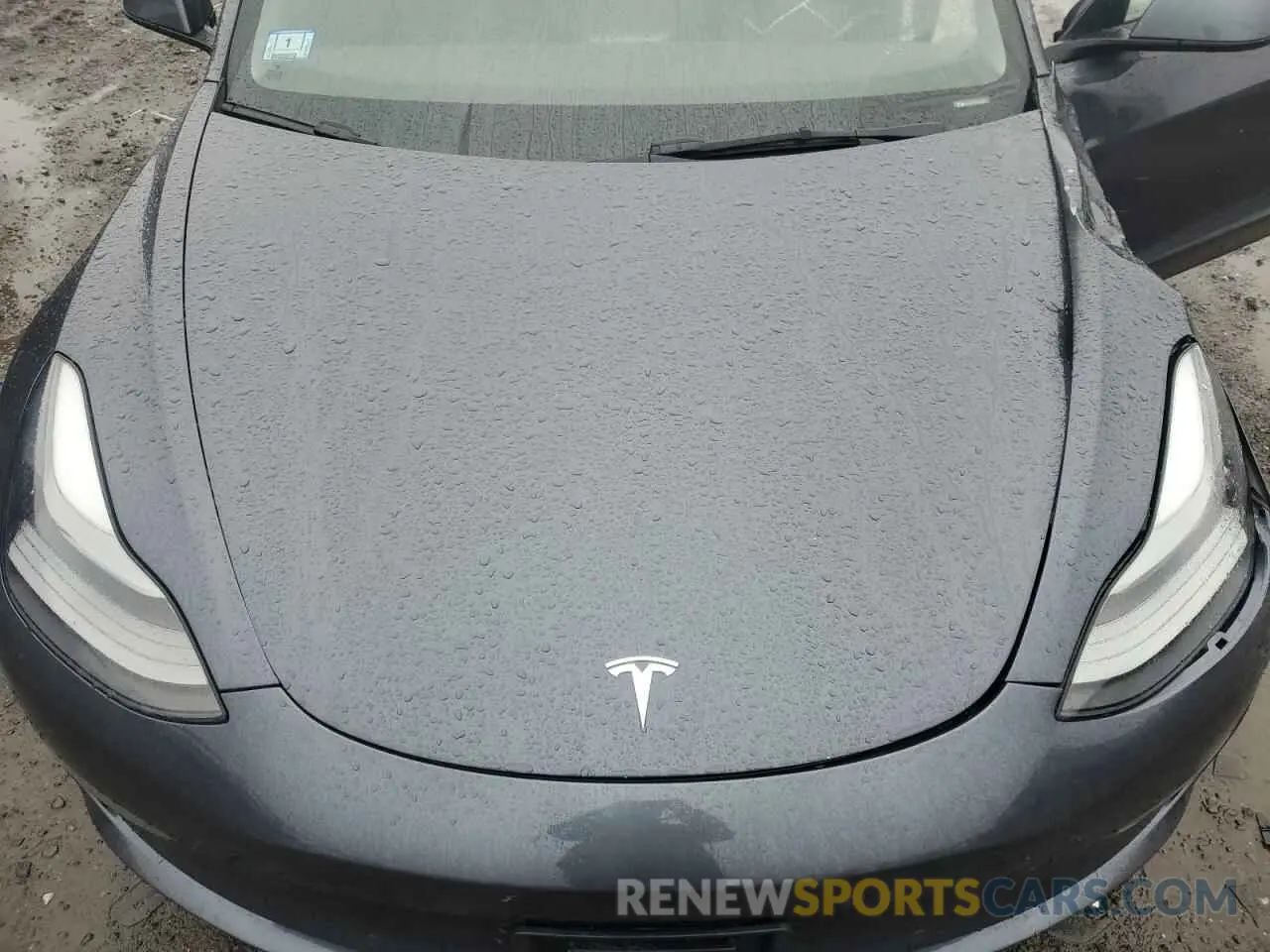 11 Photograph of a damaged car 5YJ3E1EB0NF120016 TESLA MODEL 3 2022