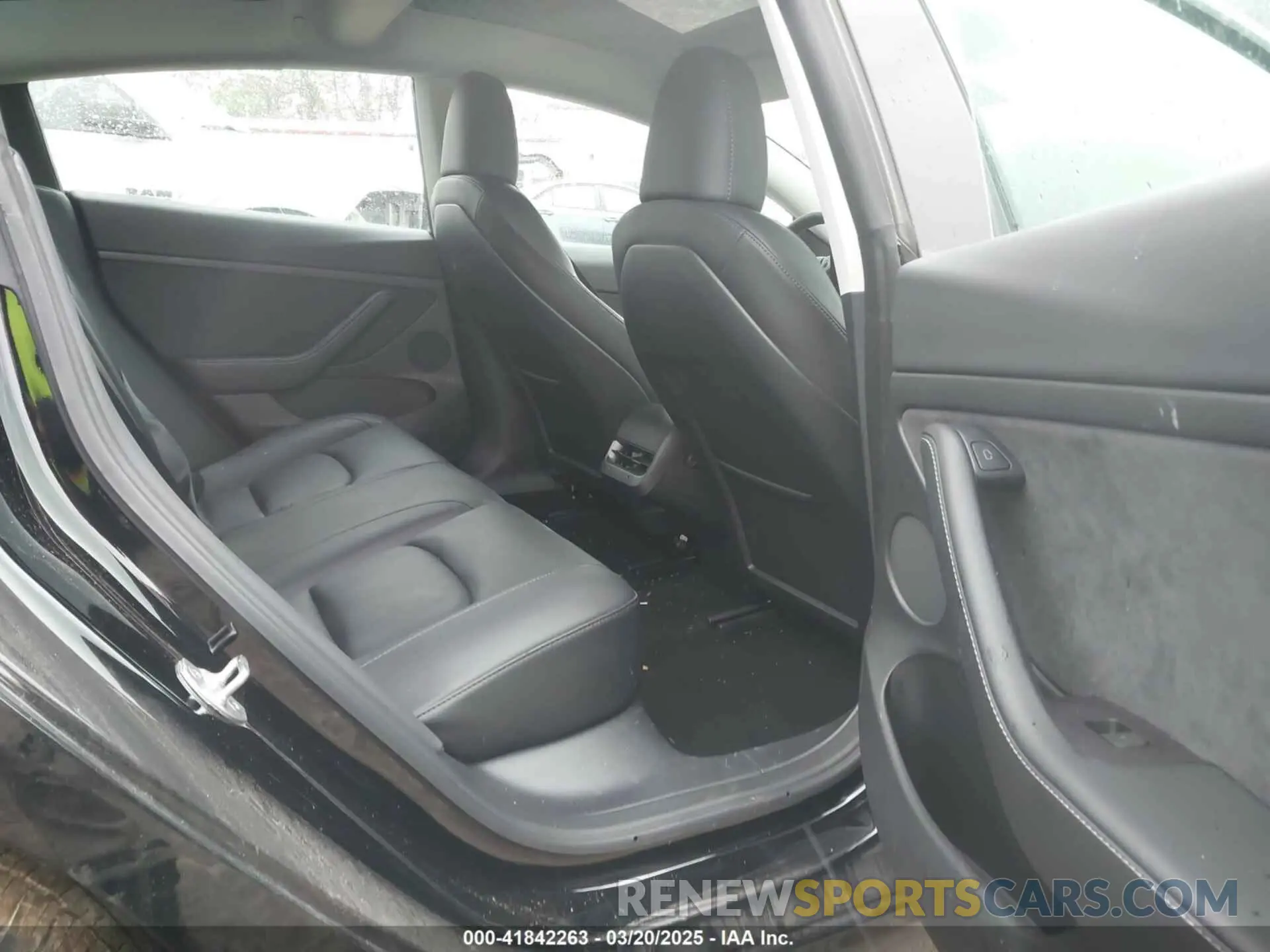 8 Фотография поврежденного автомобиля 5YJ3E1EB0NF122249 TESLA MODEL 3 2022