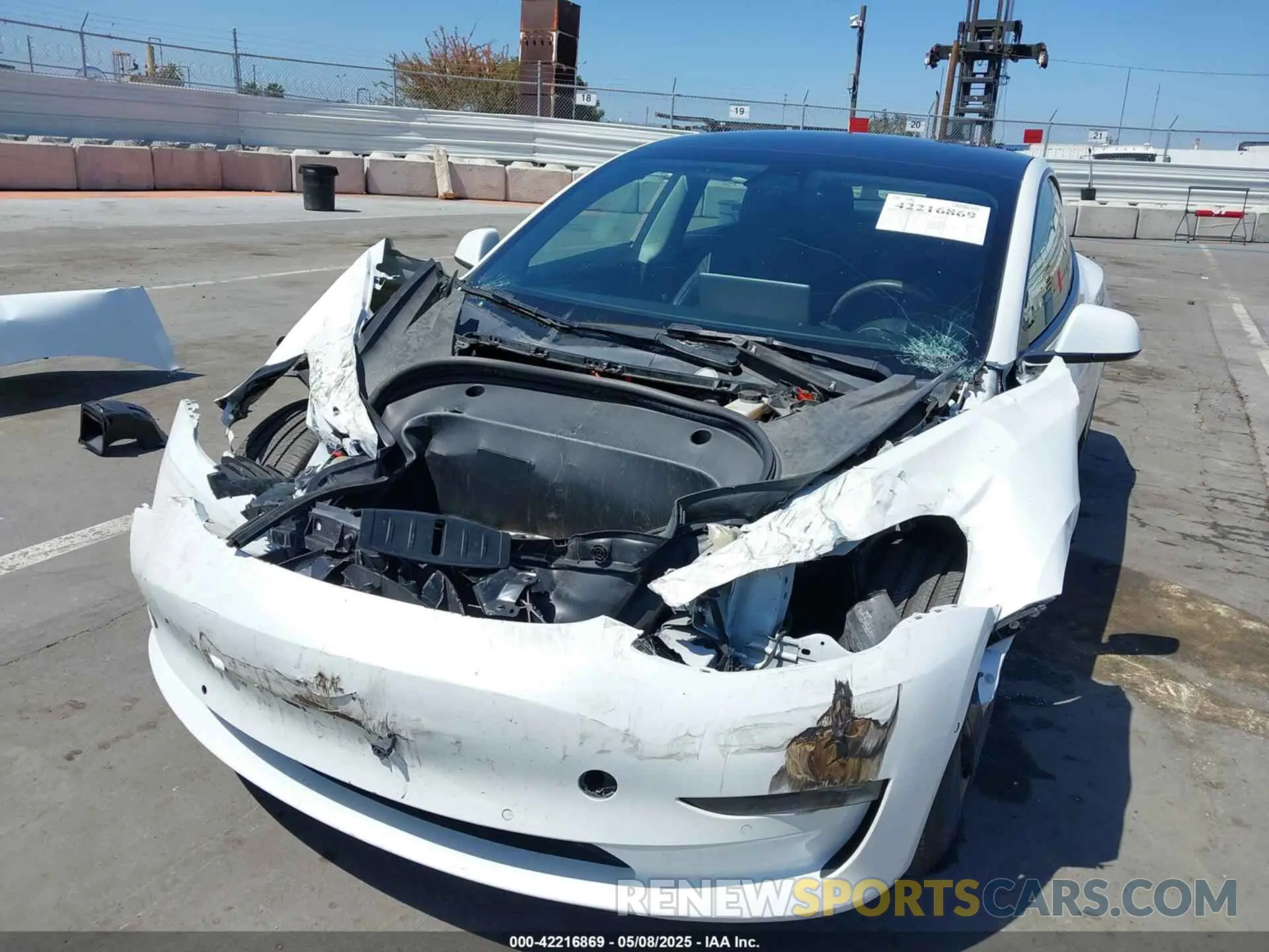 6 Photograph of a damaged car 5YJ3E1EB0NF135678 TESLA MODEL 3 2022