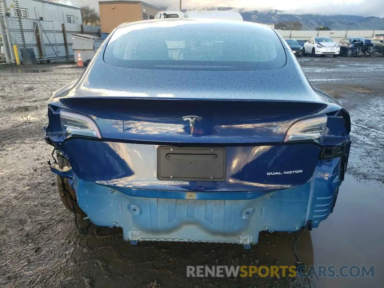 6 Фотография поврежденного автомобиля 5YJ3E1EB0NF147376 TESLA MODEL 3 2022
