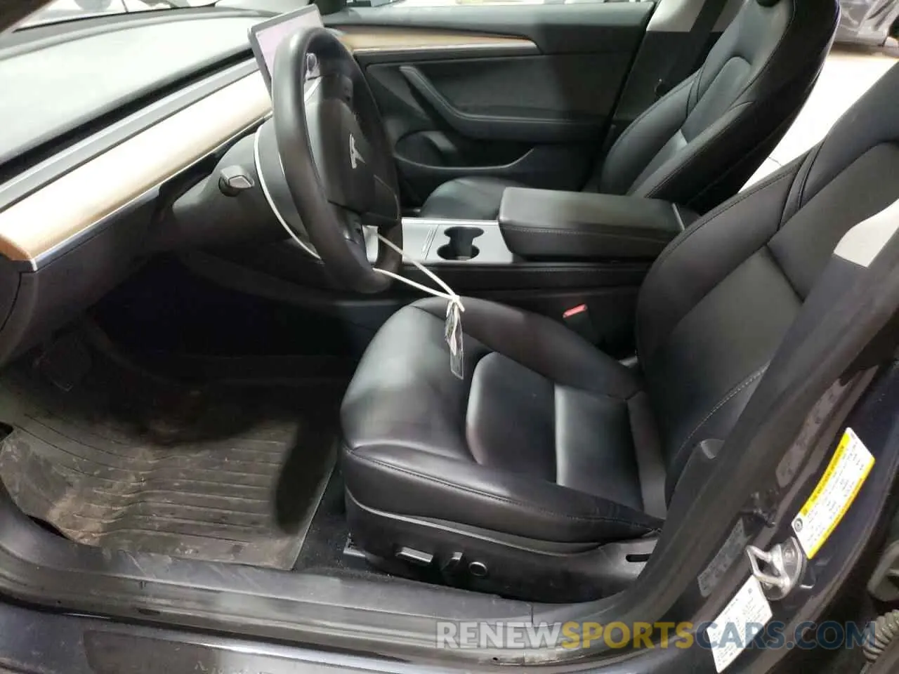 7 Photograph of a damaged car 5YJ3E1EB0NF163674 TESLA MODEL 3 2022