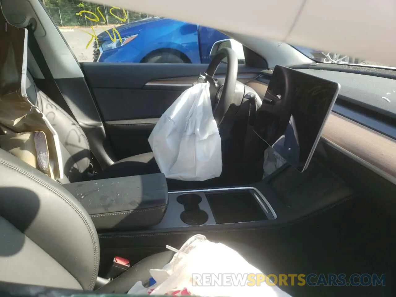 5 Photograph of a damaged car 5YJ3E1EB0NF192429 TESLA MODEL 3 2022