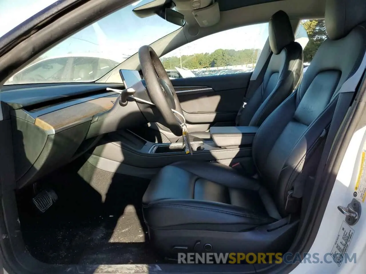 7 Photograph of a damaged car 5YJ3E1EB0NF192527 TESLA MODEL 3 2022