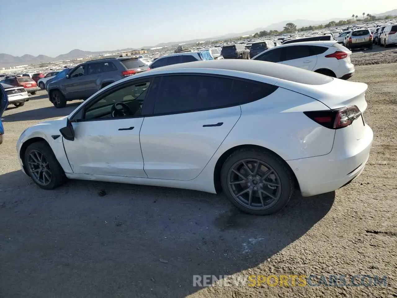 2 Photograph of a damaged car 5YJ3E1EB0NF238387 TESLA MODEL 3 2022