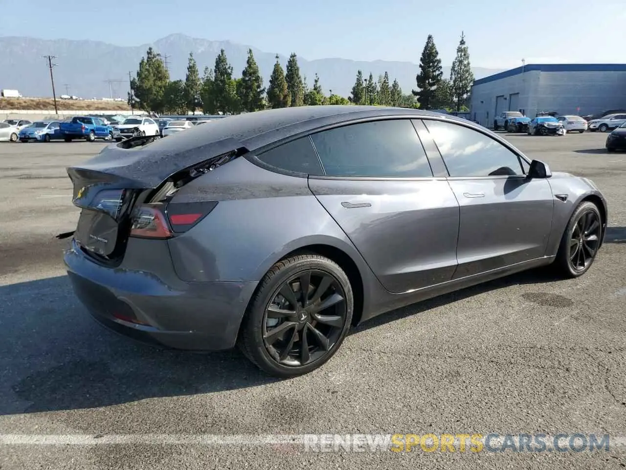 3 Фотография поврежденного автомобиля 5YJ3E1EB0NF261314 TESLA MODEL 3 2022