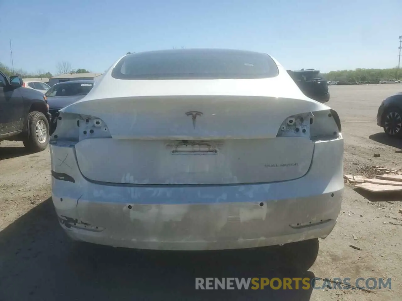 6 Photograph of a damaged car 5YJ3E1EB0NF329062 TESLA MODEL 3 2022