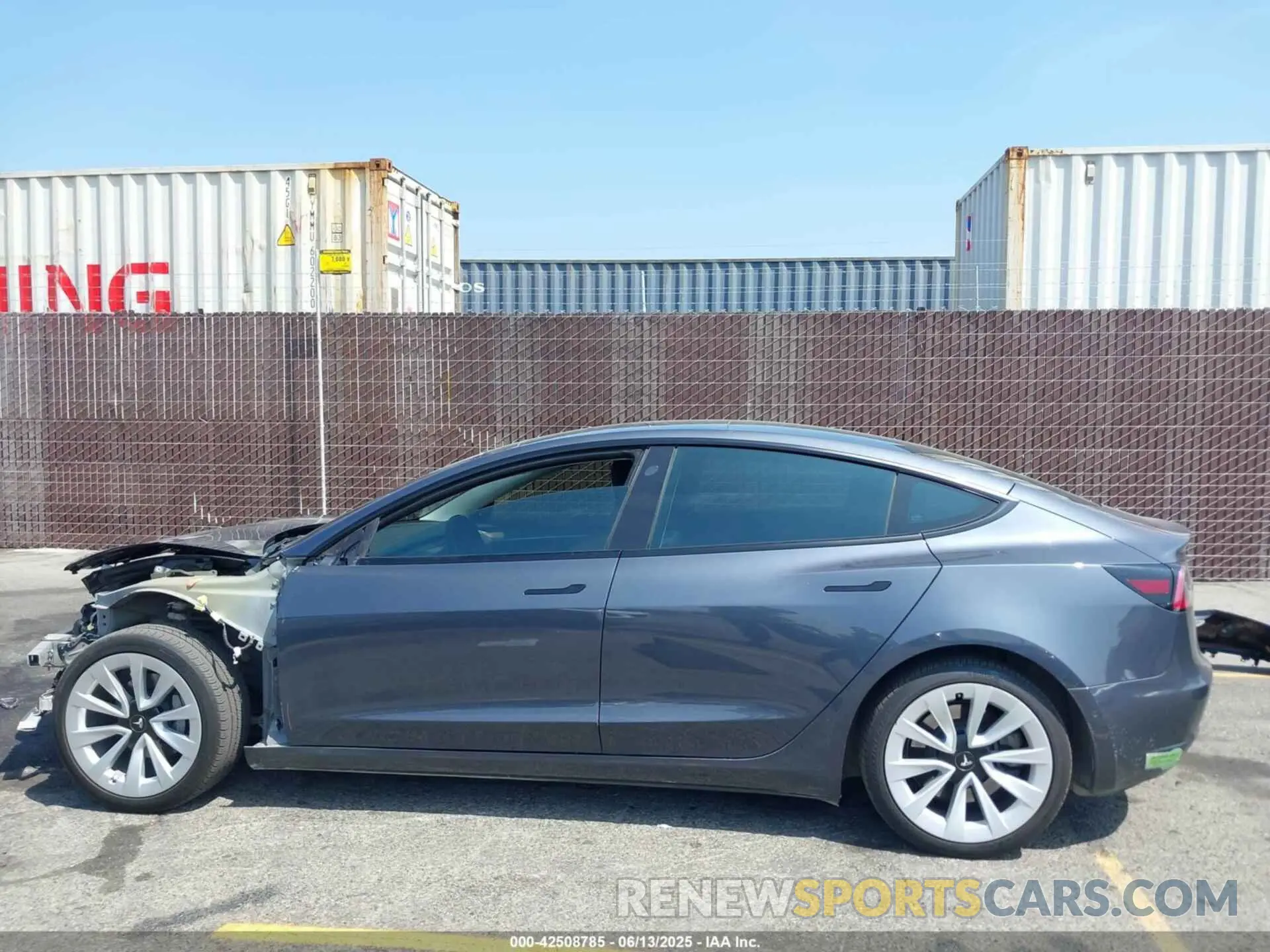 14 Photograph of a damaged car 5YJ3E1EB0NF358545 TESLA MODEL 3 2022