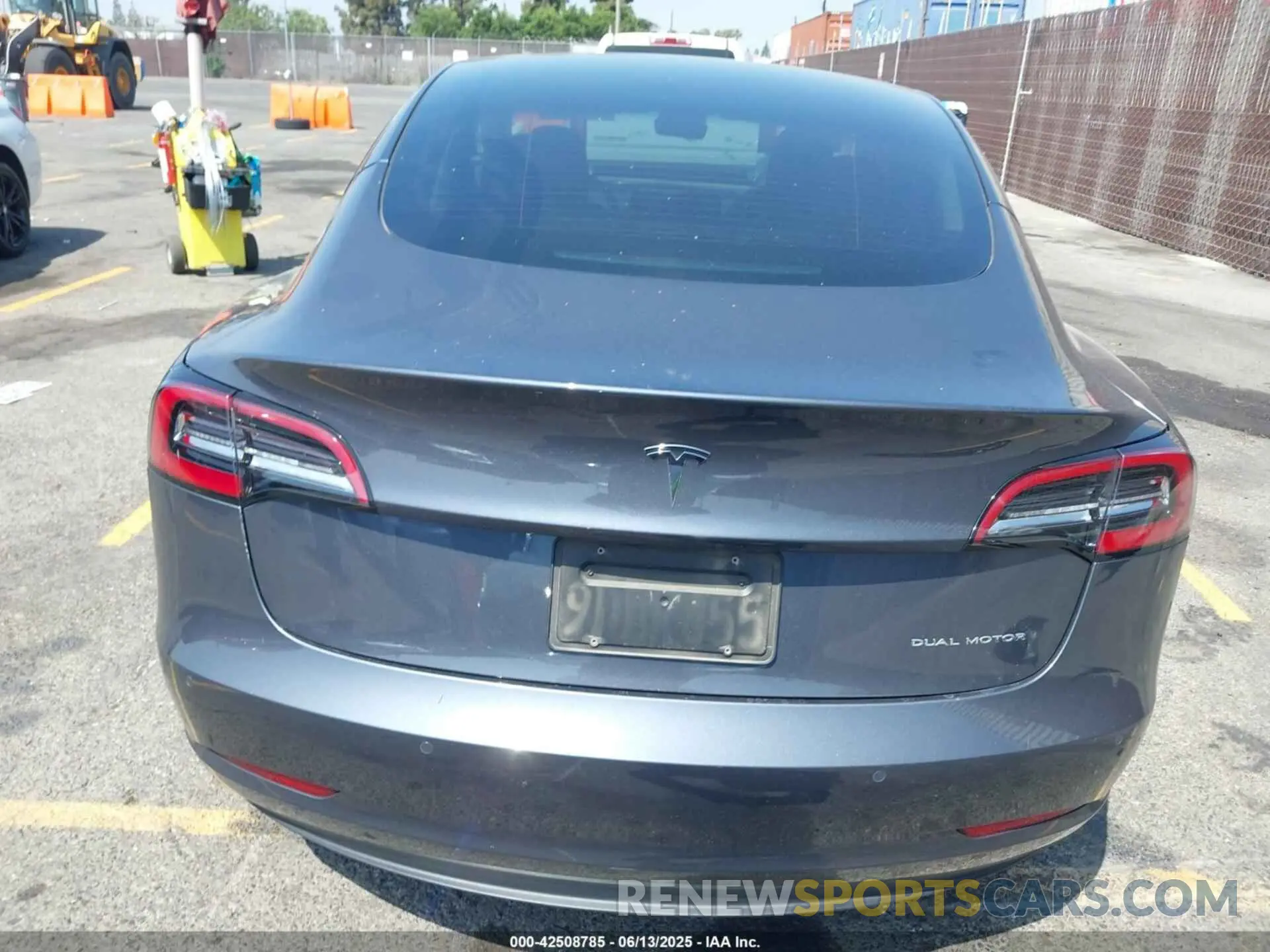 16 Photograph of a damaged car 5YJ3E1EB0NF358545 TESLA MODEL 3 2022