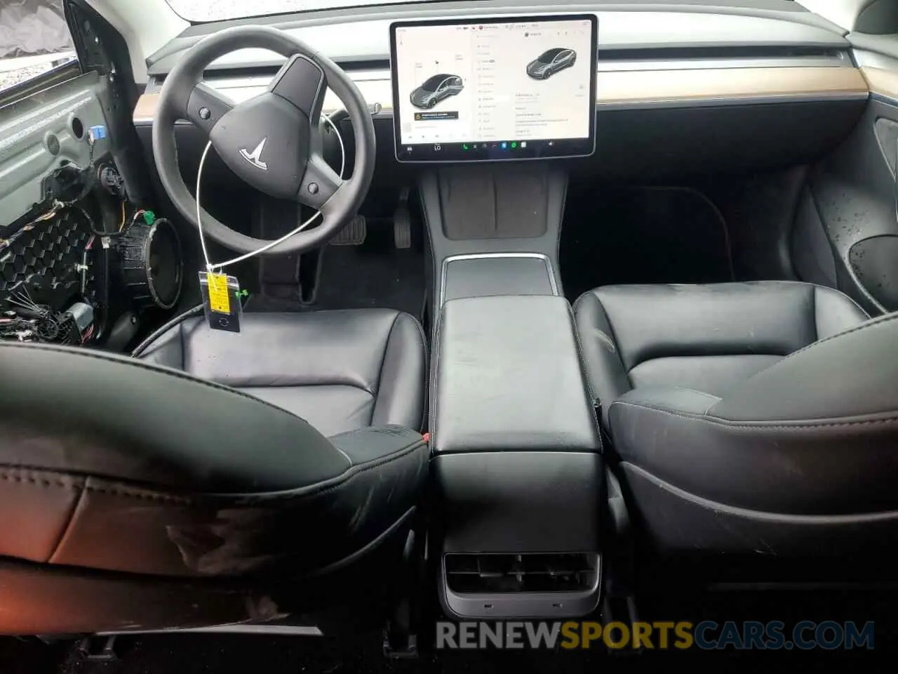 8 Photograph of a damaged car 5YJ3E1EB1NF112040 TESLA MODEL 3 2022