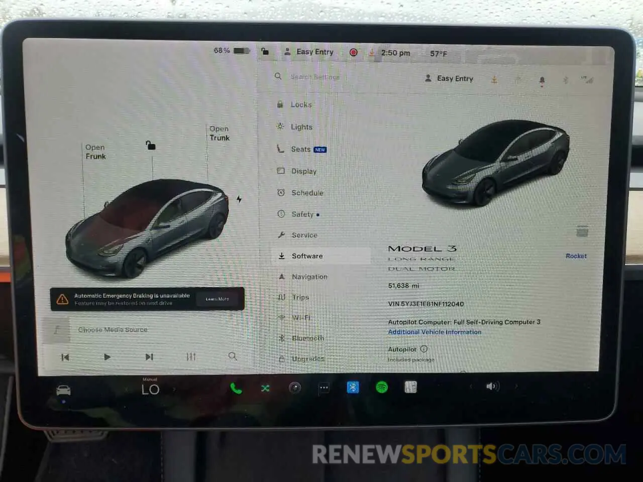 9 Photograph of a damaged car 5YJ3E1EB1NF112040 TESLA MODEL 3 2022
