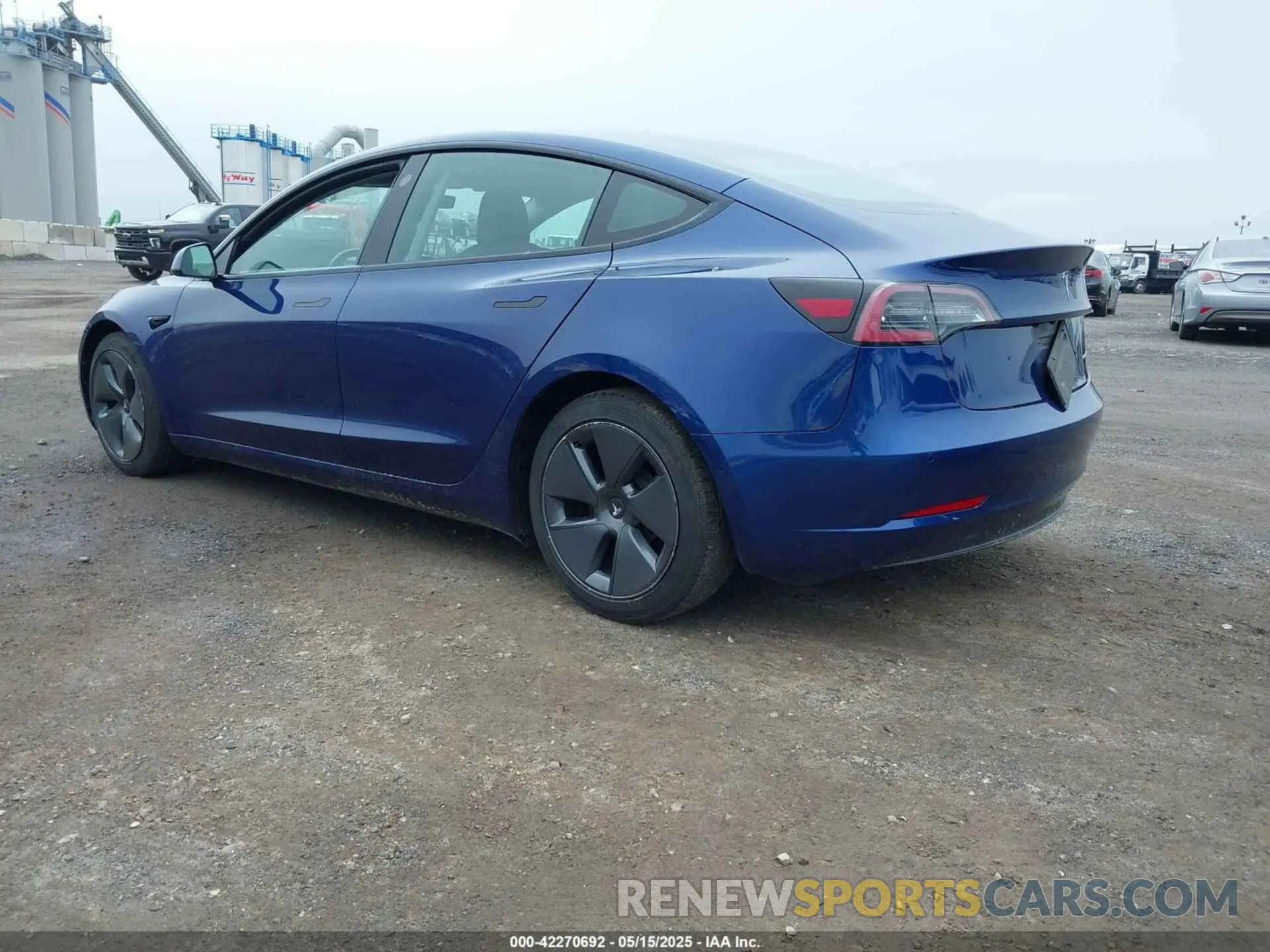3 Фотография поврежденного автомобиля 5YJ3E1EB1NF115049 TESLA MODEL 3 2022