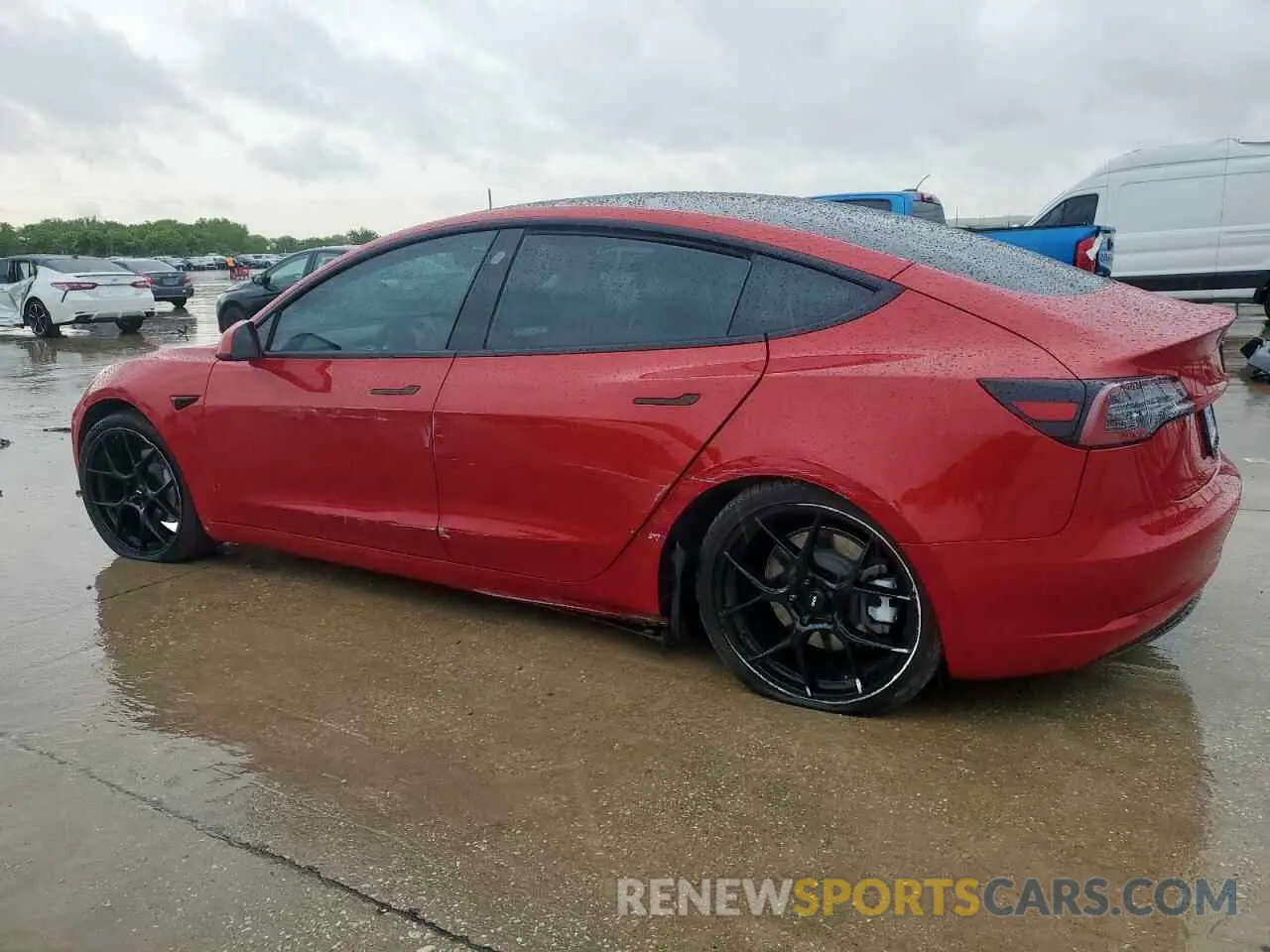2 Photograph of a damaged car 5YJ3E1EB1NF115200 TESLA MODEL 3 2022