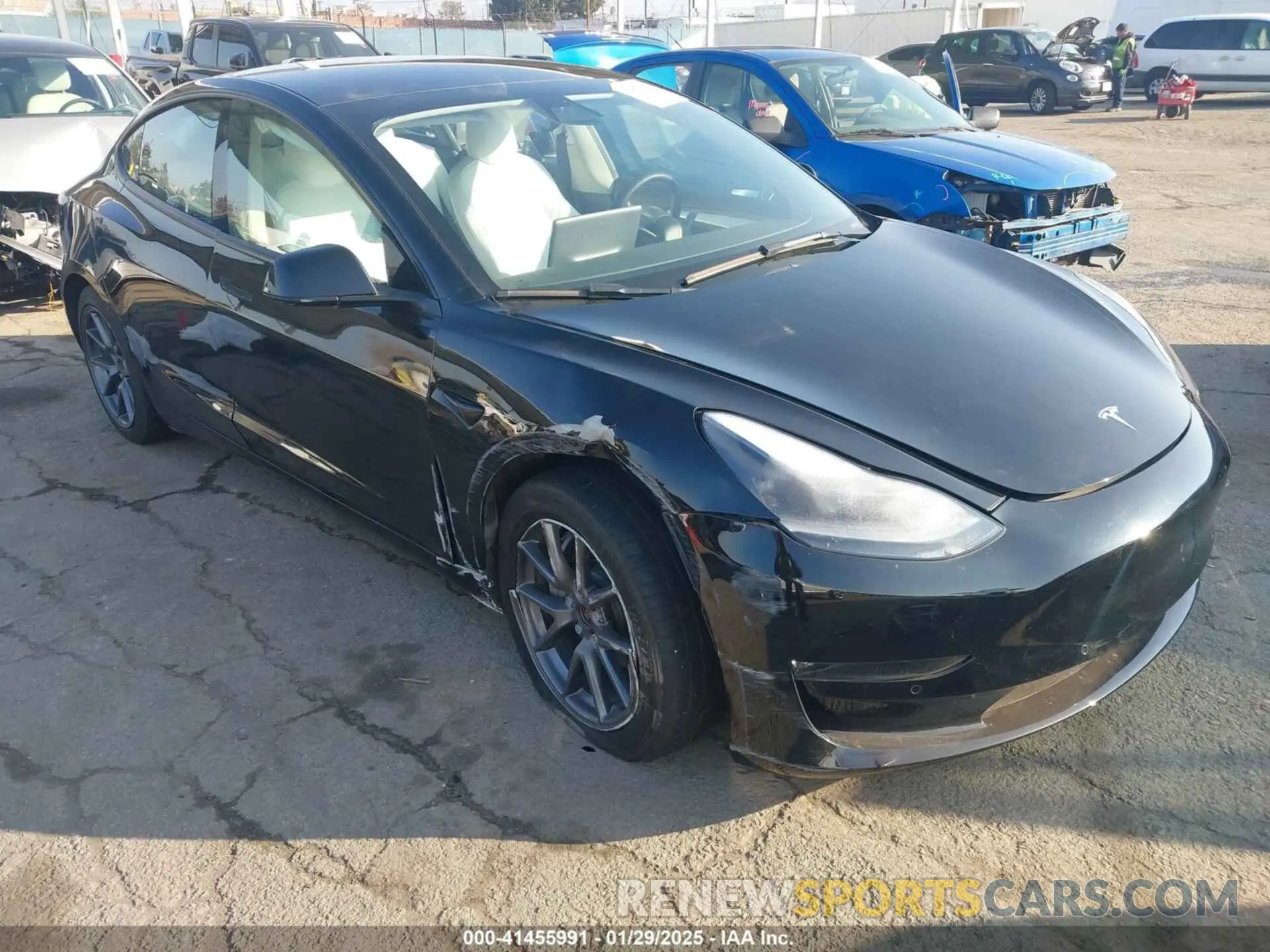 1 Photograph of a damaged car 5YJ3E1EB1NF115214 TESLA MODEL 3 2022