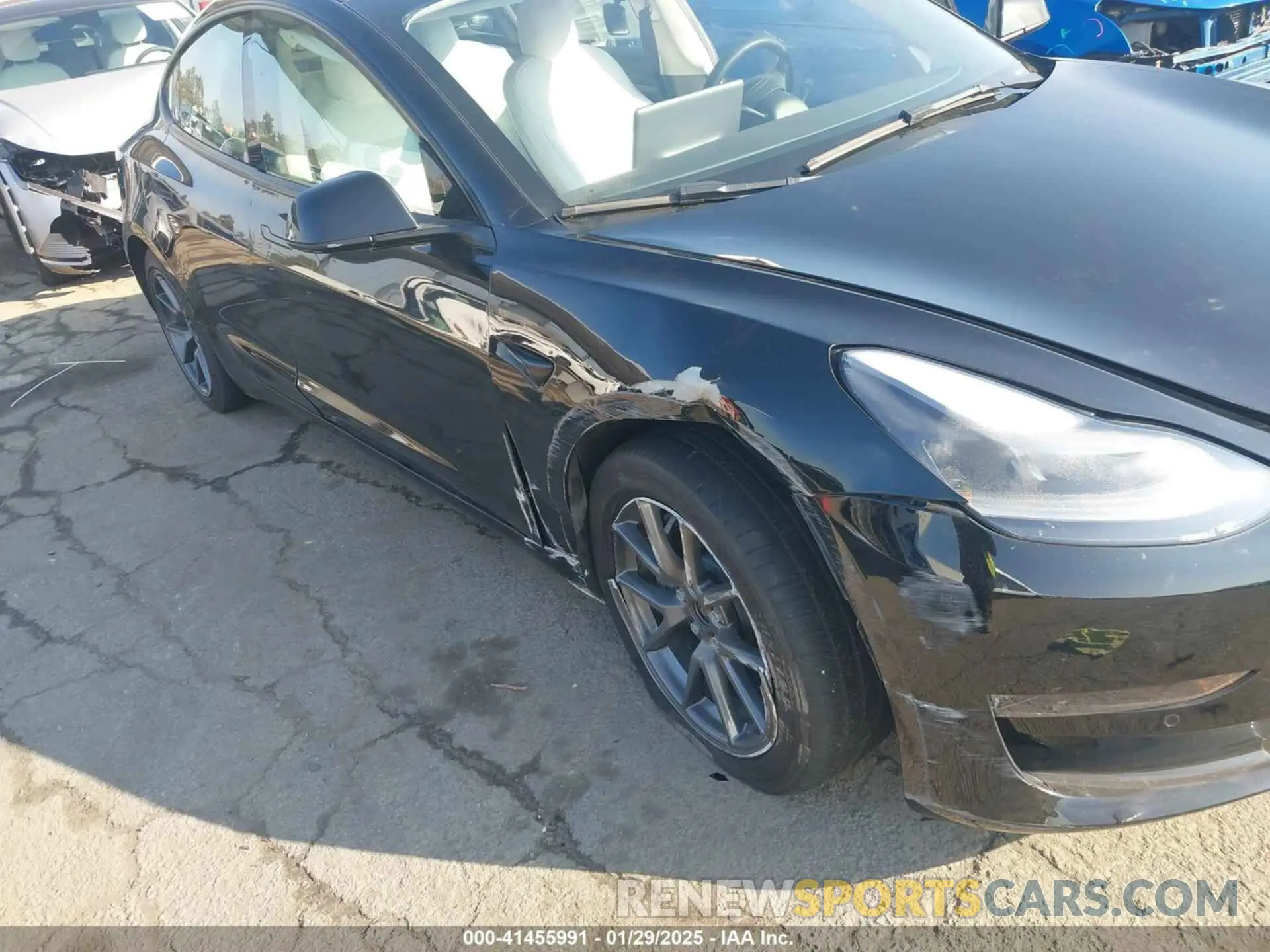 6 Photograph of a damaged car 5YJ3E1EB1NF115214 TESLA MODEL 3 2022