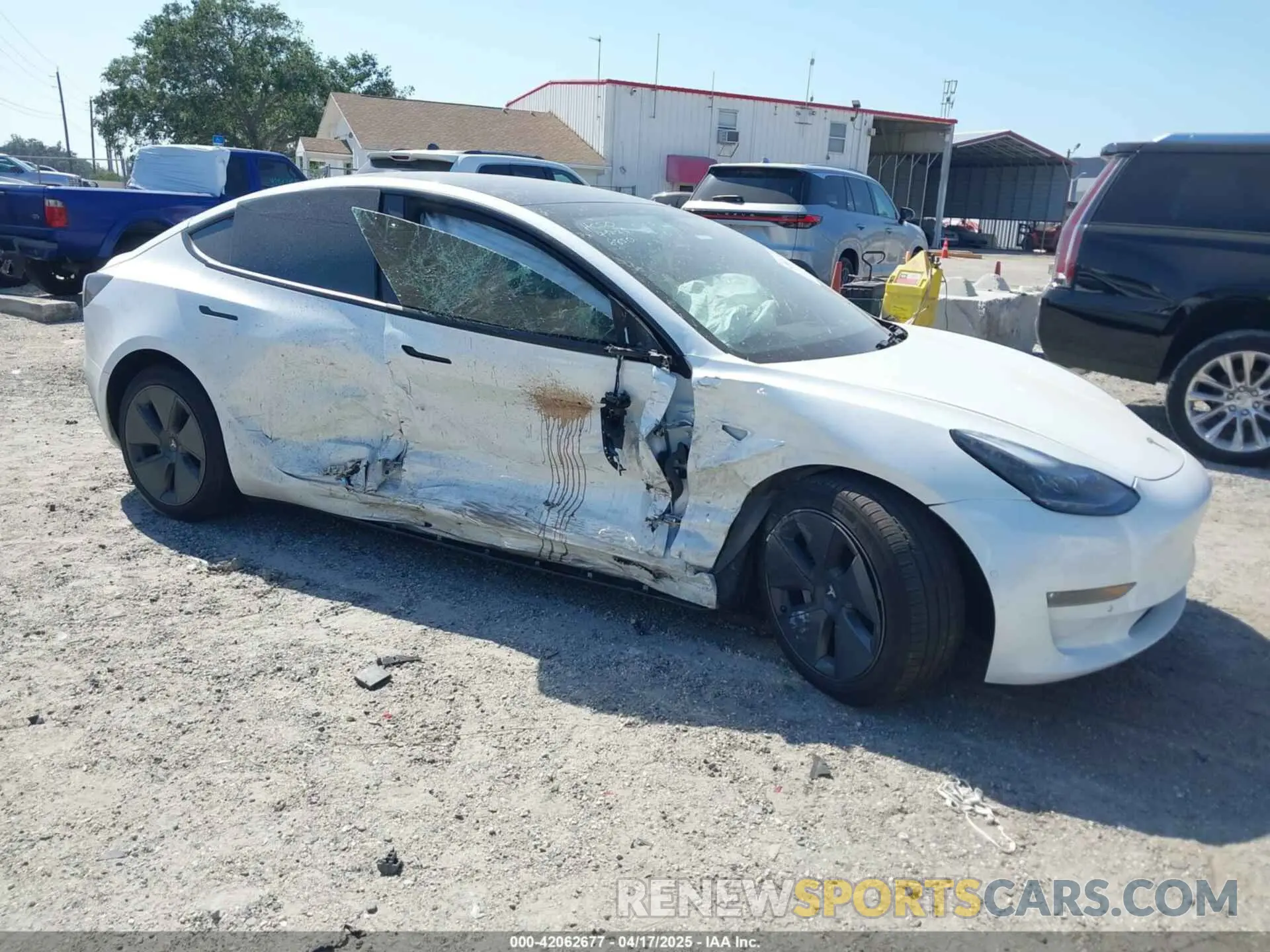 1 Photograph of a damaged car 5YJ3E1EB1NF116850 TESLA MODEL 3 2022