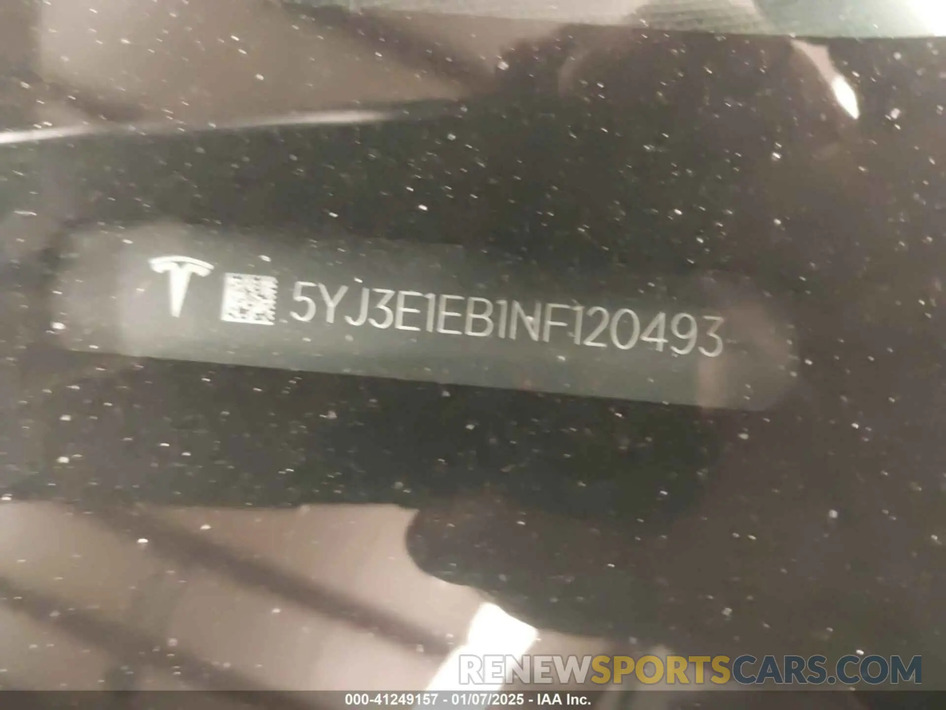 9 Photograph of a damaged car 5YJ3E1EB1NF120493 TESLA MODEL 3 2022