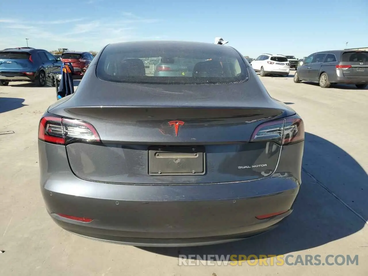 6 Photograph of a damaged car 5YJ3E1EB1NF171895 TESLA MODEL 3 2022