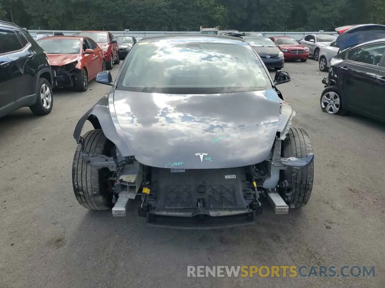 5 Photograph of a damaged car 5YJ3E1EB1NF175638 TESLA MODEL 3 2022