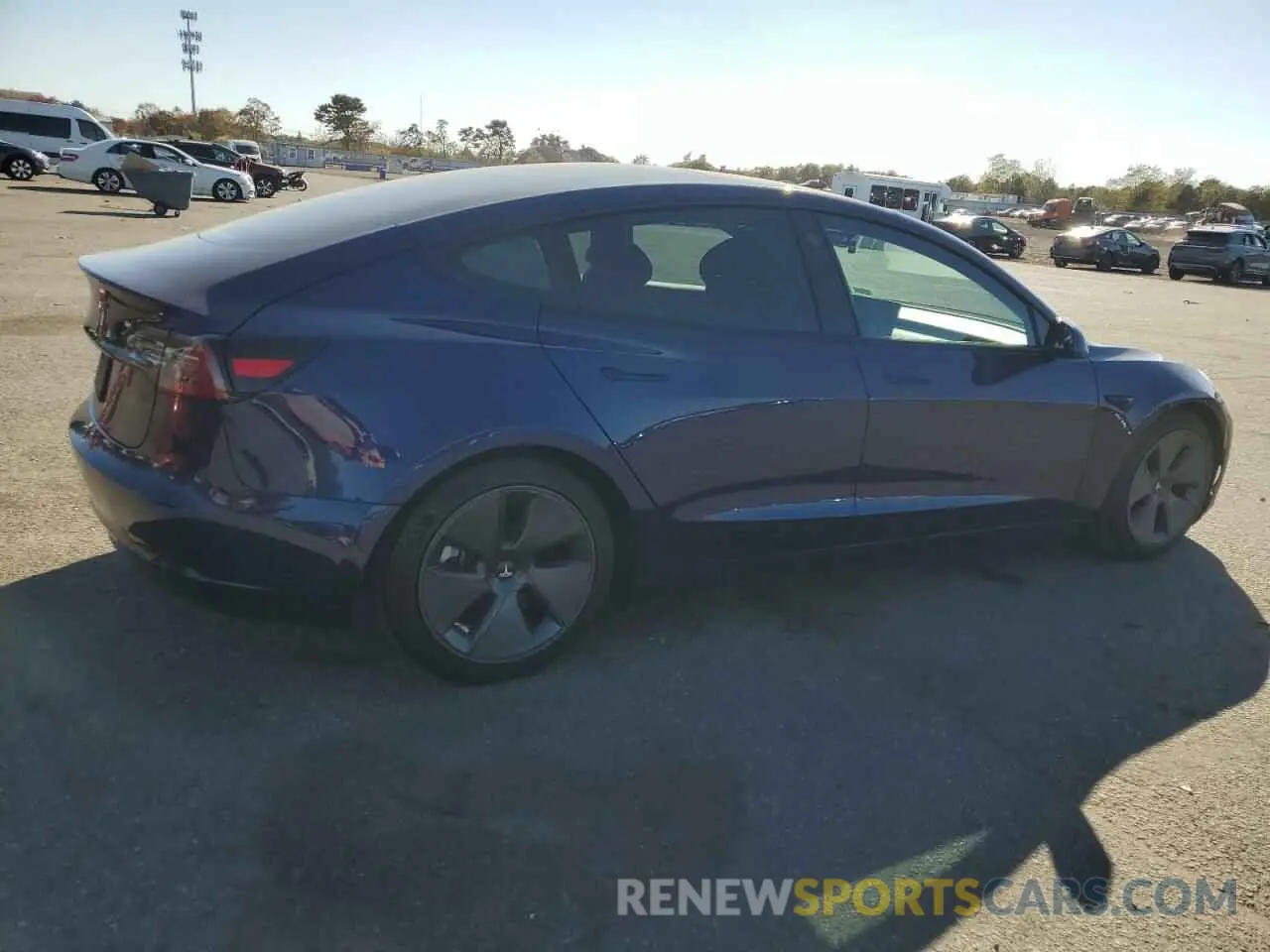 3 Photograph of a damaged car 5YJ3E1EB1NF182296 TESLA MODEL 3 2022