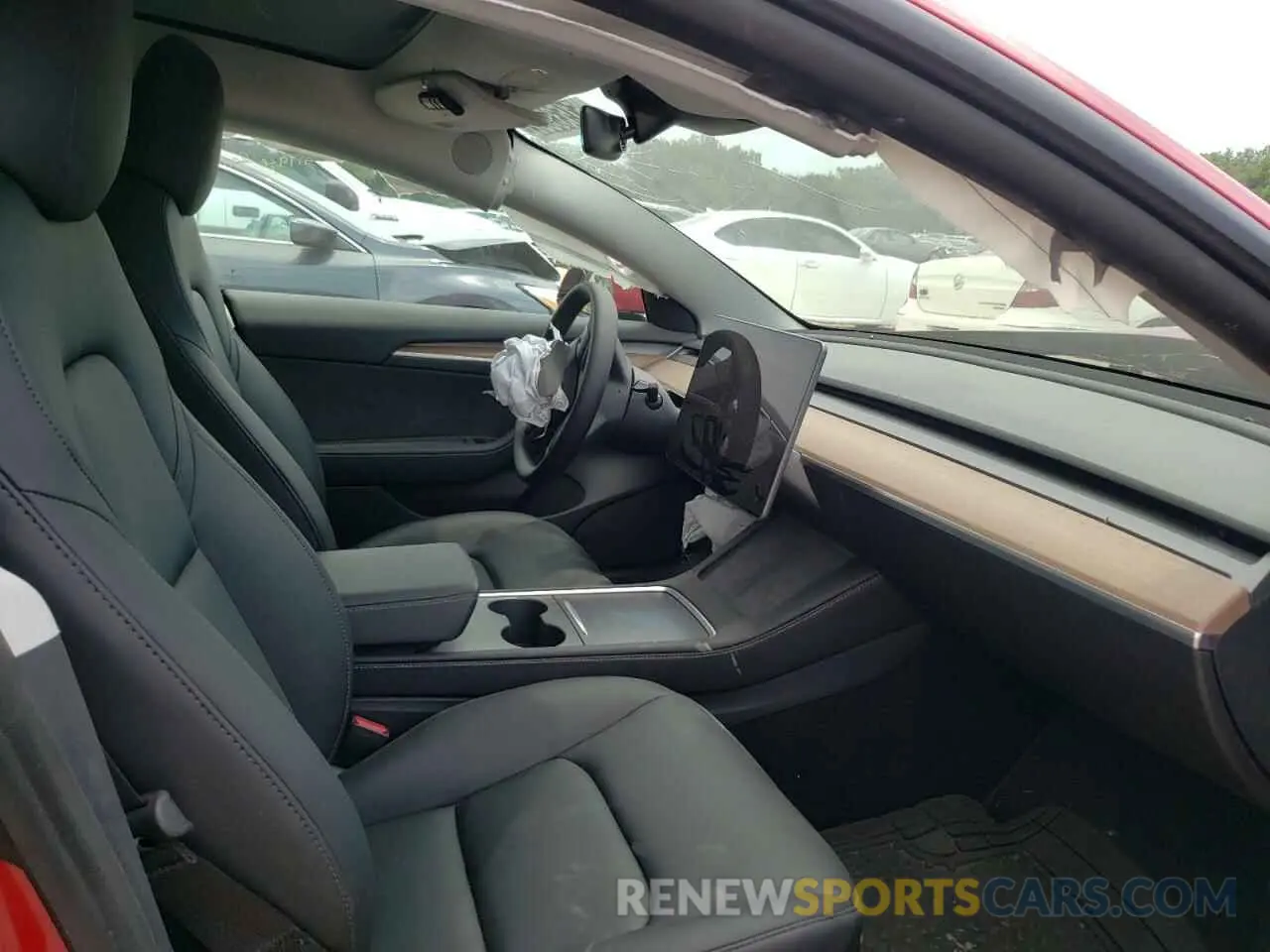 5 Photograph of a damaged car 5YJ3E1EB1NF185473 TESLA MODEL 3 2022