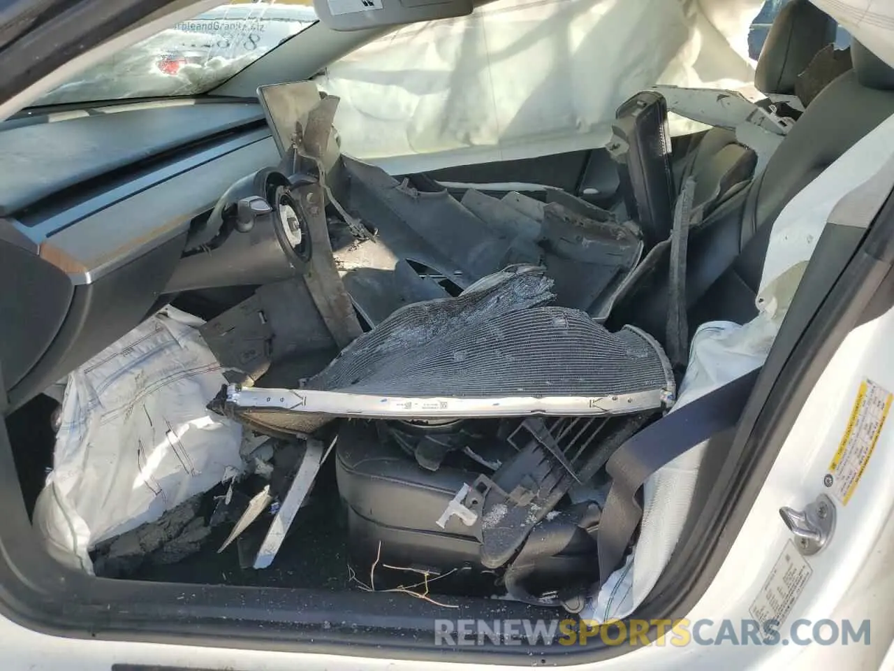 7 Photograph of a damaged car 5YJ3E1EB1NF190964 TESLA MODEL 3 2022