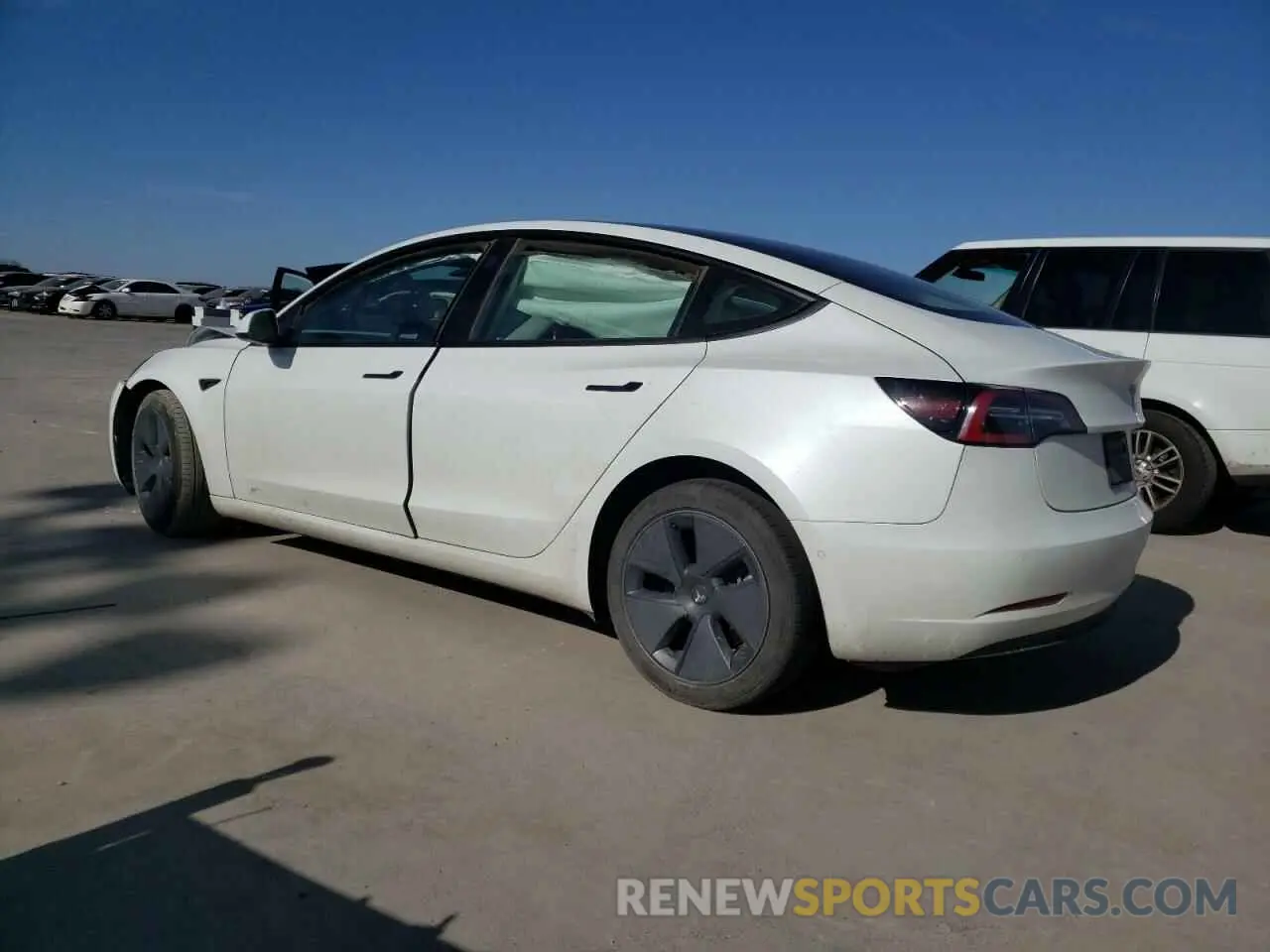 2 Фотография поврежденного автомобиля 5YJ3E1EB1NF236986 TESLA MODEL 3 2022