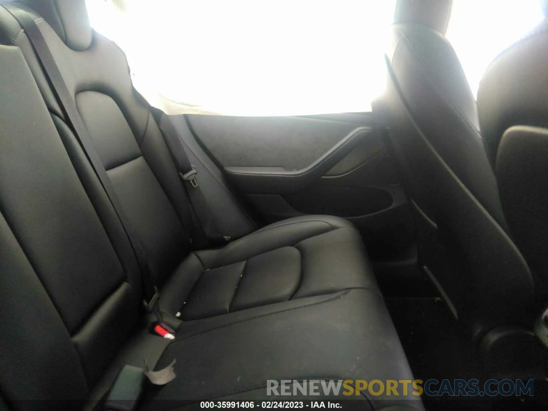 8 Фотография поврежденного автомобиля 5YJ3E1EB1NF304915 TESLA MODEL 3 2022