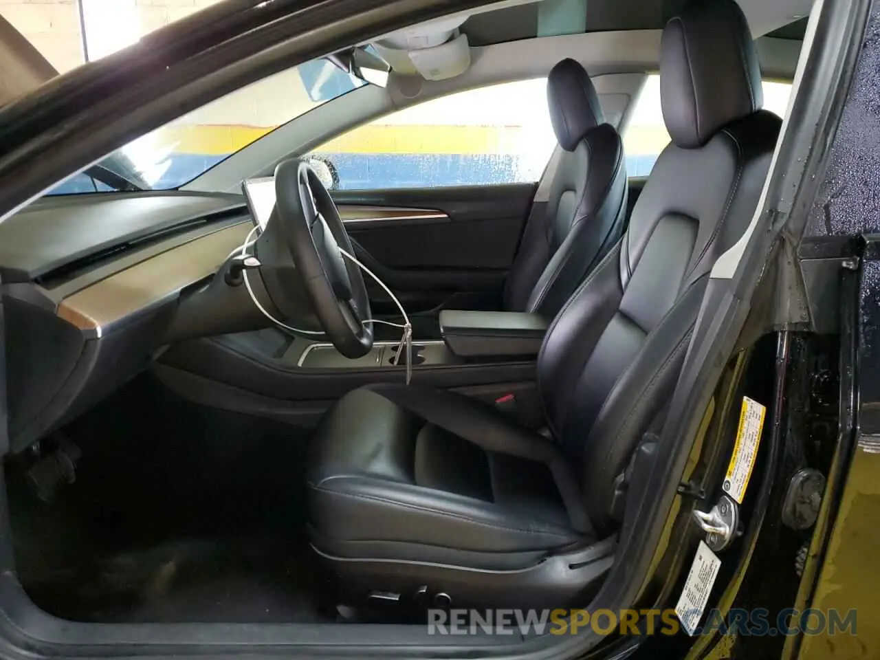 7 Photograph of a damaged car 5YJ3E1EB1NF304977 TESLA MODEL 3 2022
