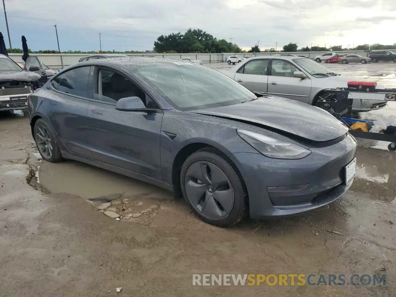 4 Фотография поврежденного автомобиля 5YJ3E1EB1NF321522 TESLA MODEL 3 2022