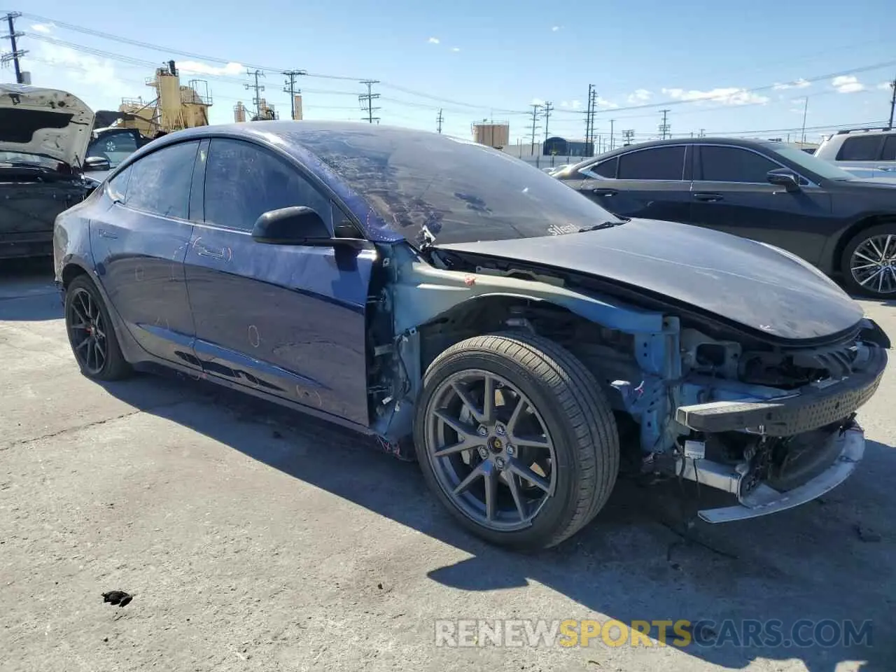 4 Фотография поврежденного автомобиля 5YJ3E1EB1NF339163 TESLA MODEL 3 2022