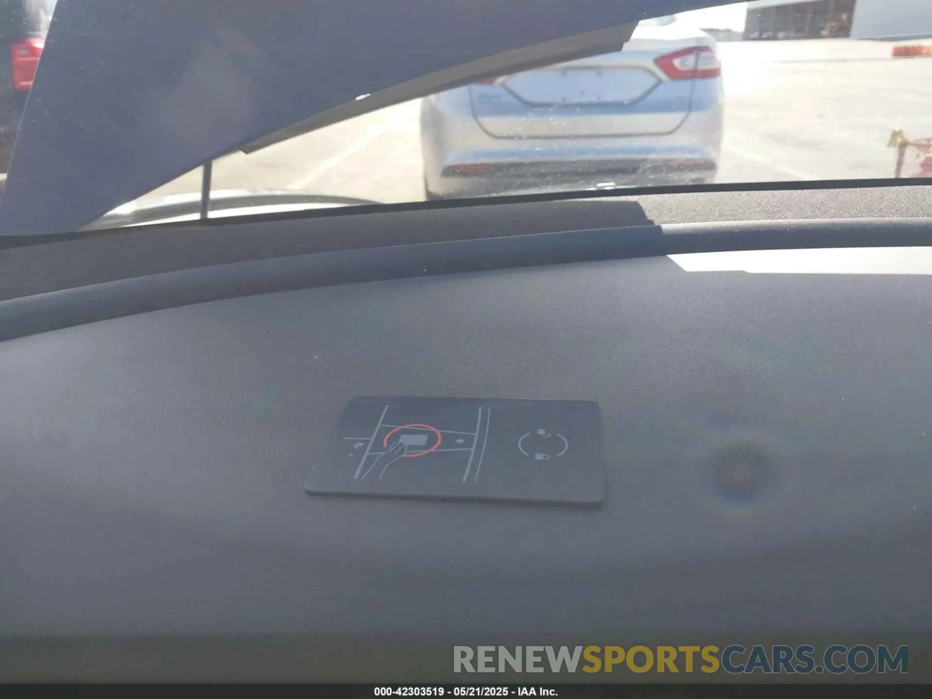 11 Фотография поврежденного автомобиля 5YJ3E1EB2NF126562 TESLA MODEL 3 2022