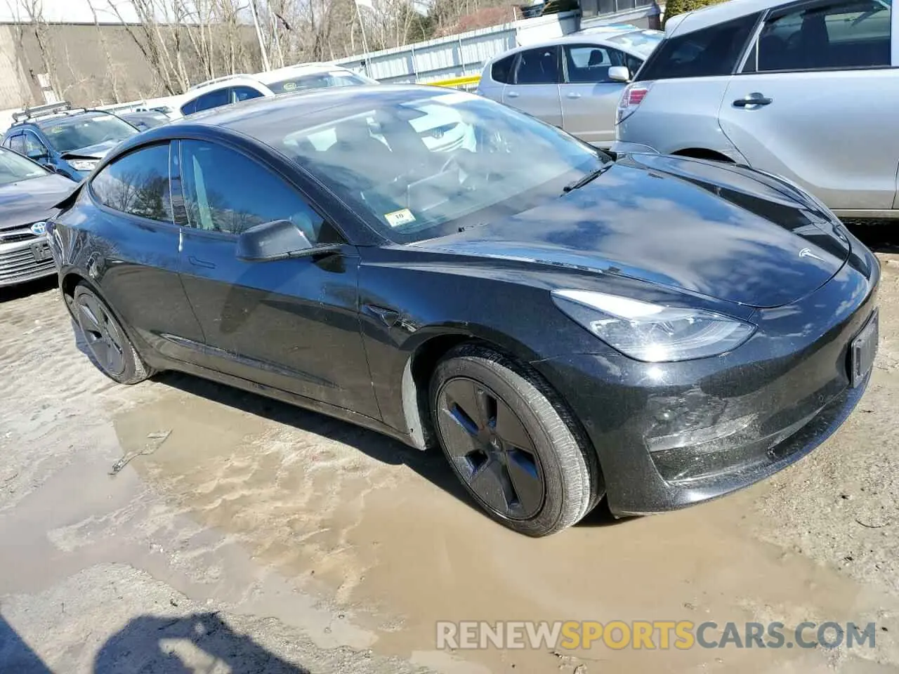 4 Фотография поврежденного автомобиля 5YJ3E1EB2NF160968 TESLA MODEL 3 2022
