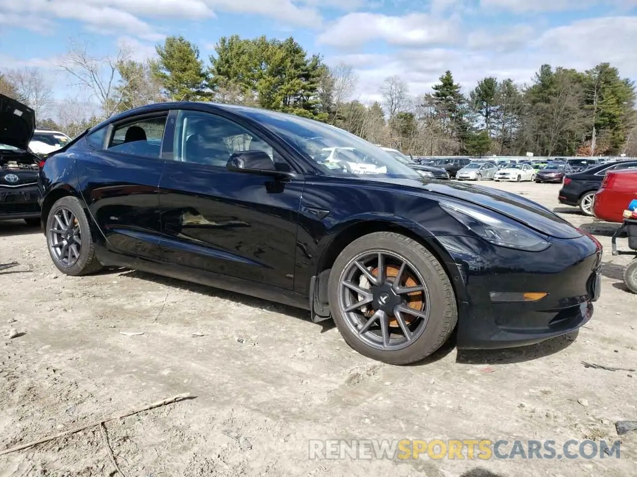 4 Photograph of a damaged car 5YJ3E1EB2NF179469 TESLA MODEL 3 2022