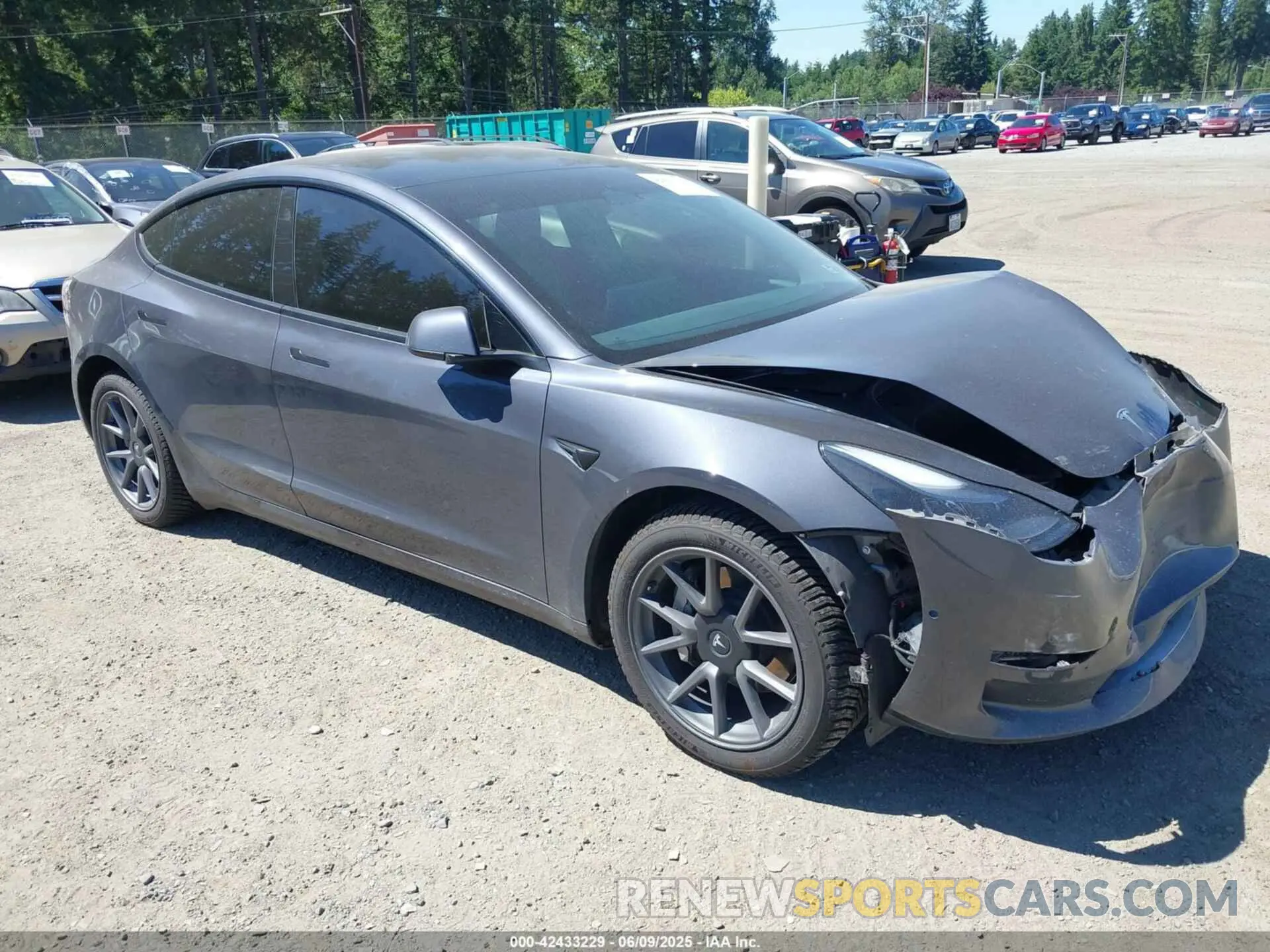 1 Photograph of a damaged car 5YJ3E1EB2NF182940 TESLA MODEL 3 2022