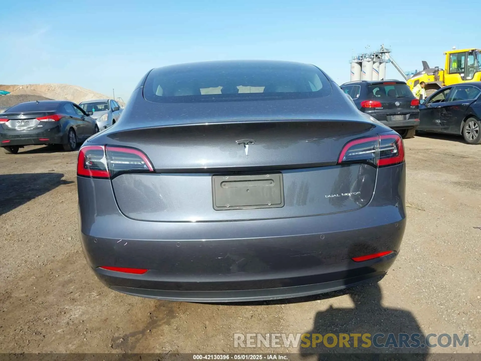 16 Photograph of a damaged car 5YJ3E1EB2NF183893 TESLA MODEL 3 2022