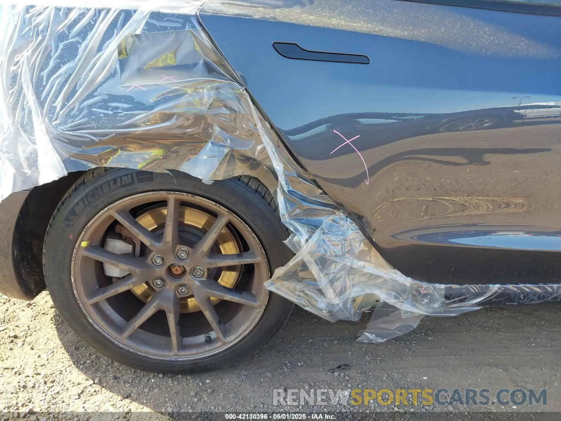 6 Photograph of a damaged car 5YJ3E1EB2NF183893 TESLA MODEL 3 2022