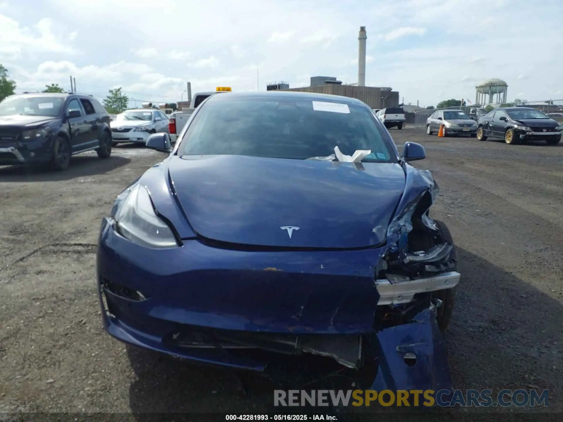 11 Photograph of a damaged car 5YJ3E1EB2NF193808 TESLA MODEL 3 2022