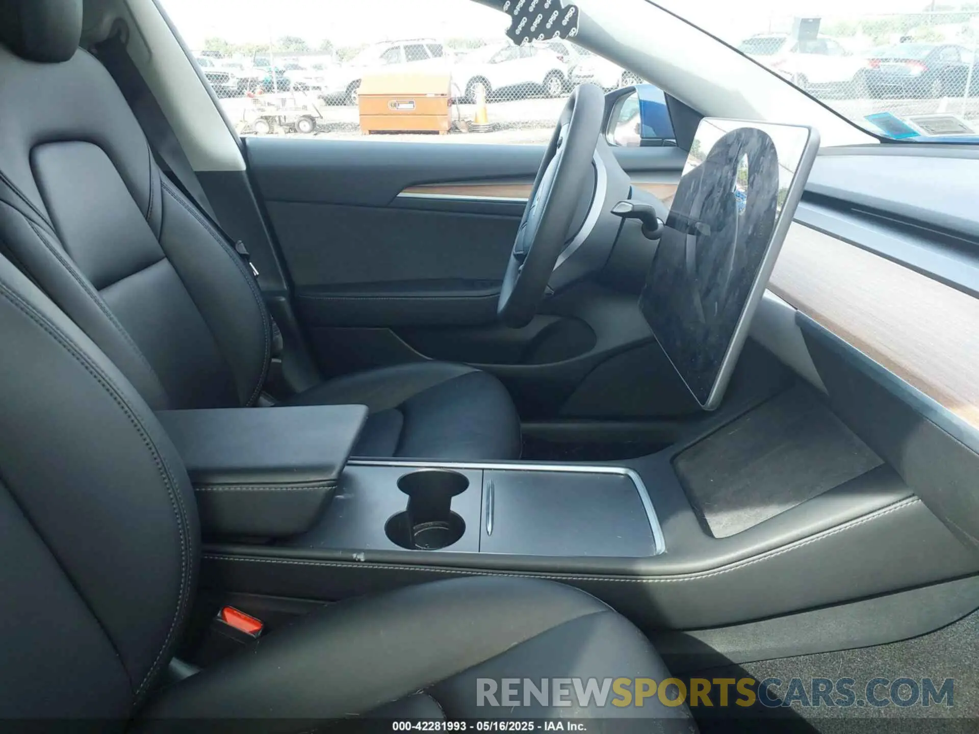 5 Photograph of a damaged car 5YJ3E1EB2NF193808 TESLA MODEL 3 2022