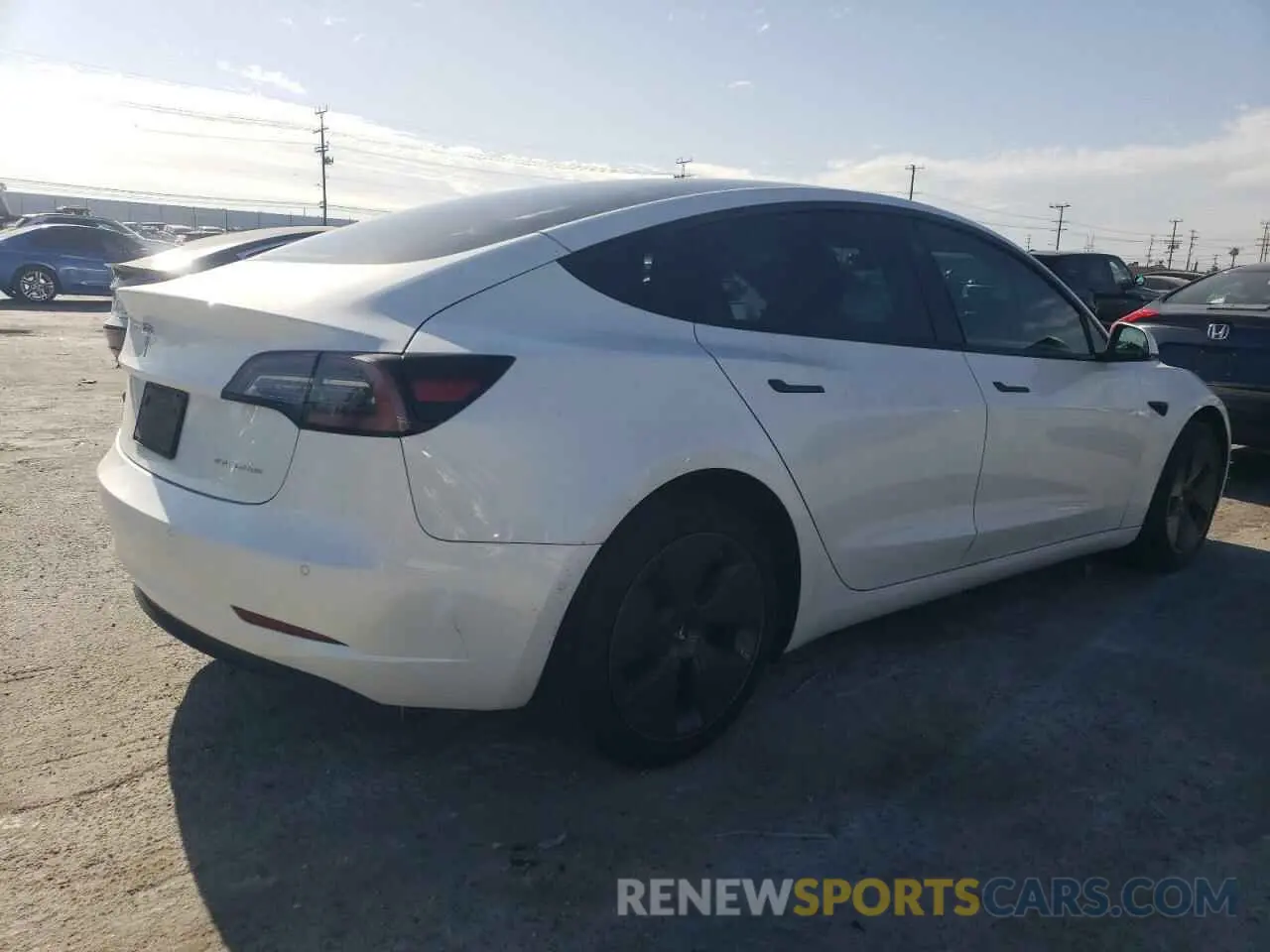 3 Фотография поврежденного автомобиля 5YJ3E1EB2NF210008 TESLA MODEL 3 2022