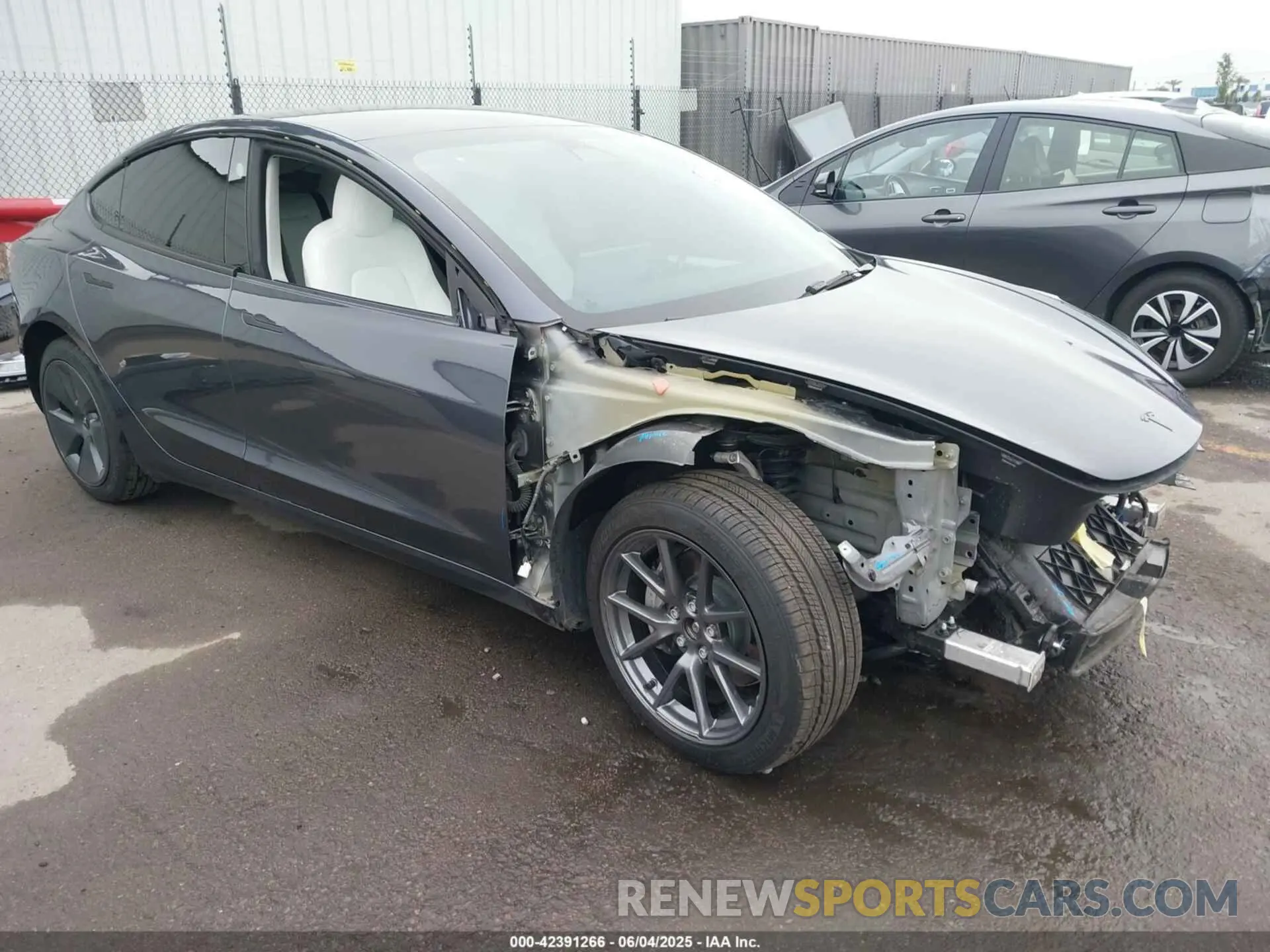 1 Photograph of a damaged car 5YJ3E1EB2NF259483 TESLA MODEL 3 2022