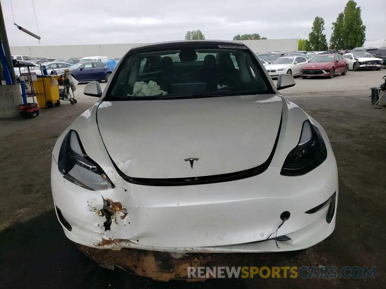 5 Photograph of a damaged car 5YJ3E1EB2NF267485 TESLA MODEL 3 2022