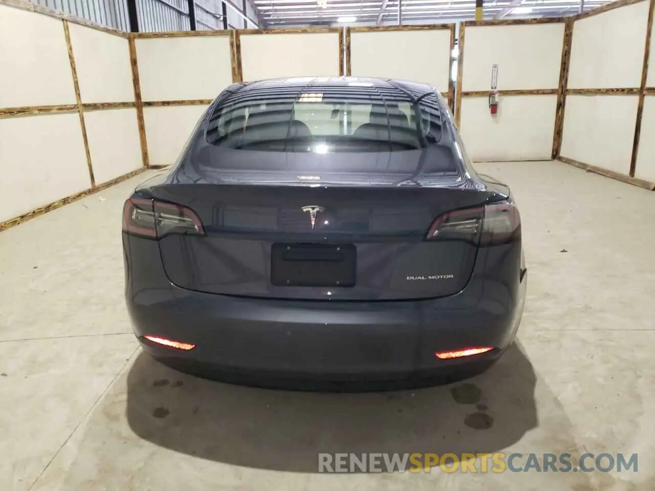 6 Photograph of a damaged car 5YJ3E1EB2NF286392 TESLA MODEL 3 2022