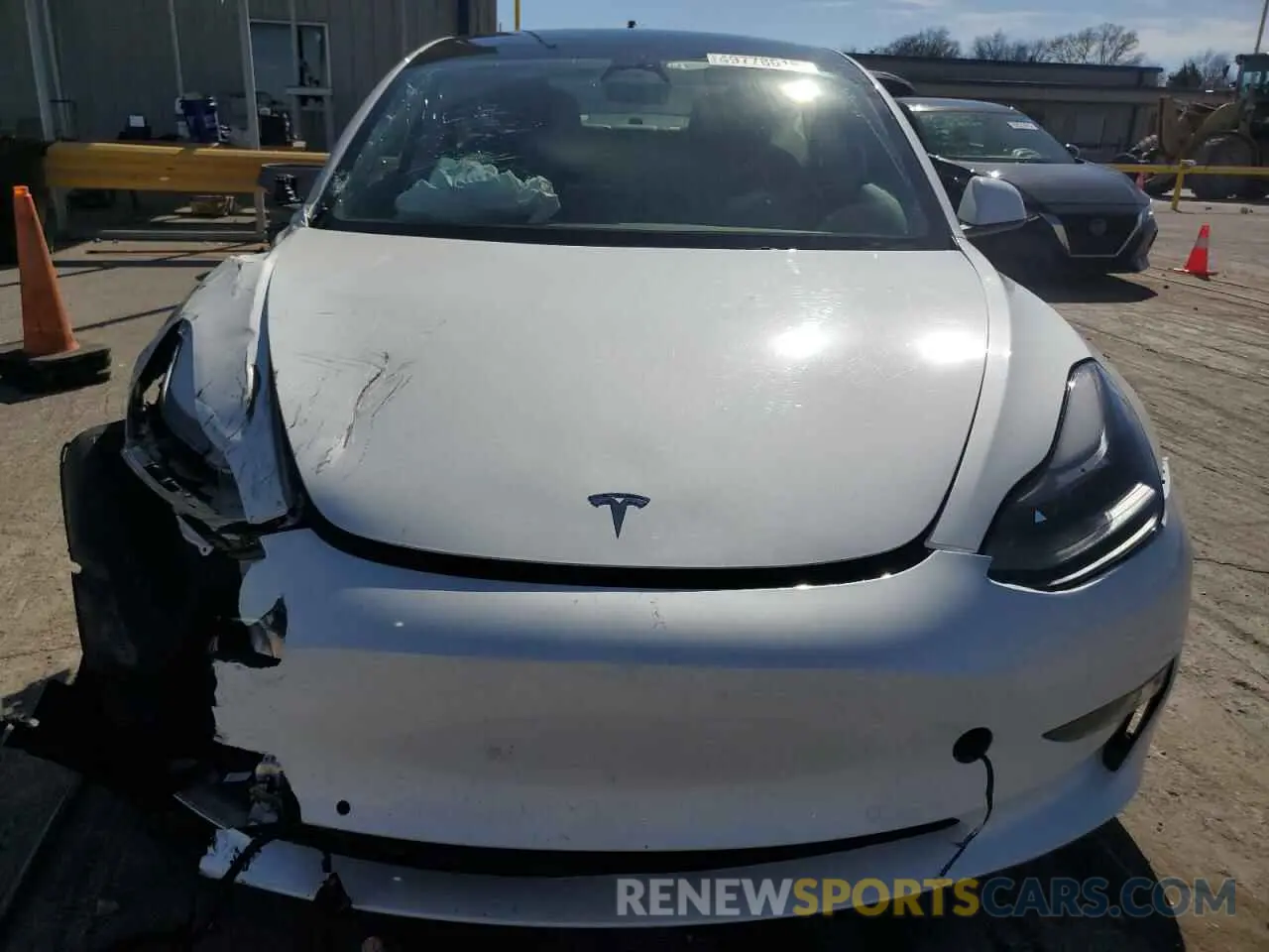 5 Фотография поврежденного автомобиля 5YJ3E1EB2NF359955 TESLA MODEL 3 2022