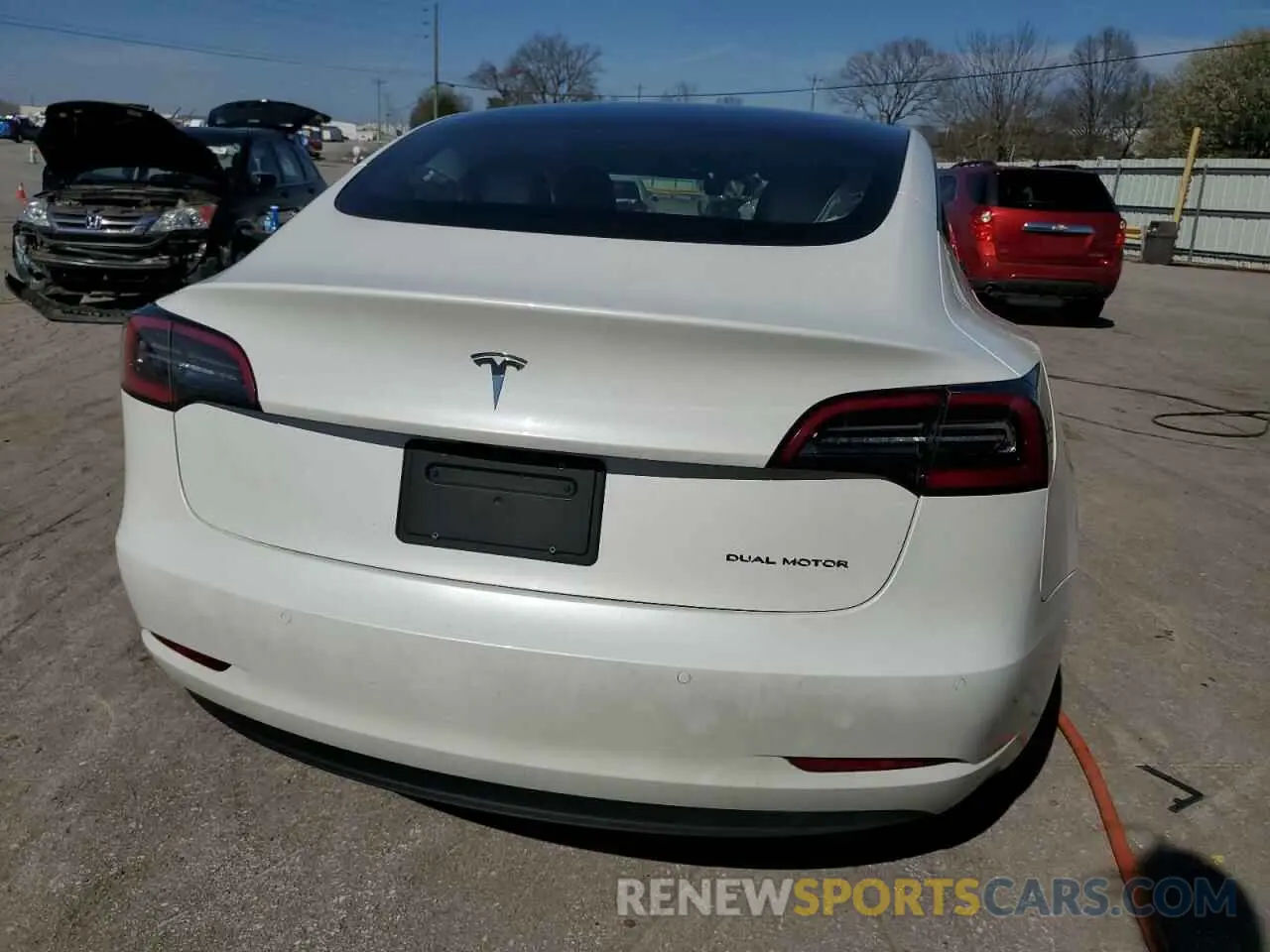 6 Фотография поврежденного автомобиля 5YJ3E1EB2NF359955 TESLA MODEL 3 2022