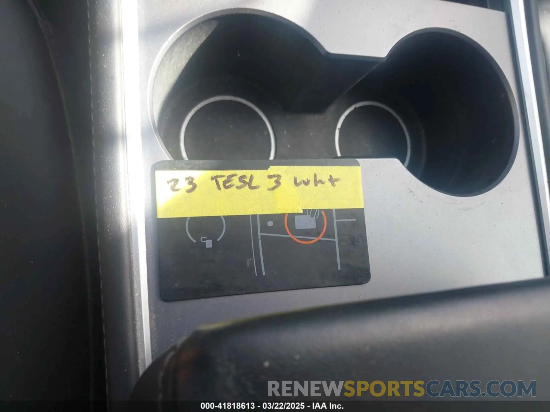 11 Фотография поврежденного автомобиля 5YJ3E1EB3NF106448 TESLA MODEL 3 2022