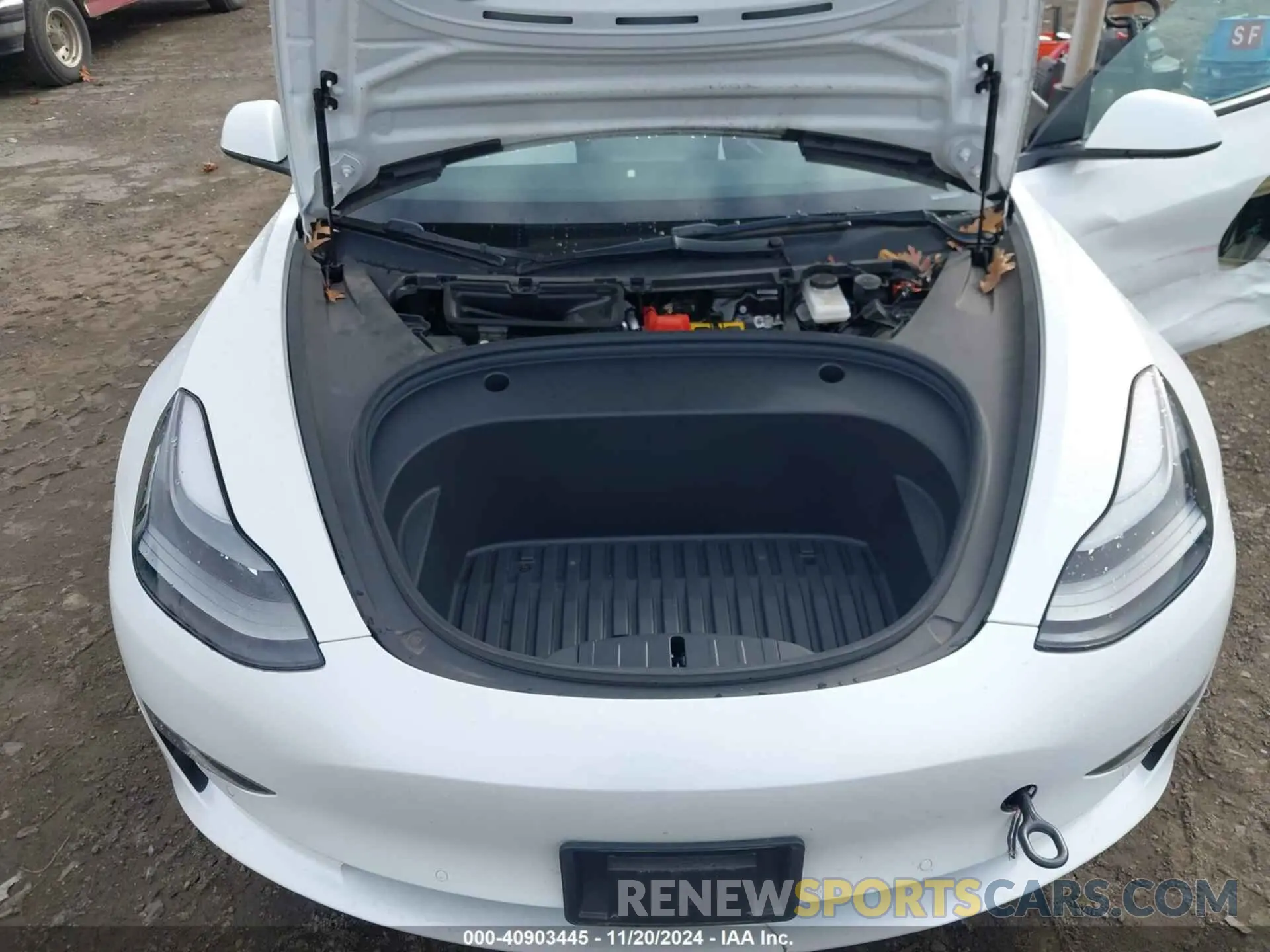 10 Photograph of a damaged car 5YJ3E1EB3NF110709 TESLA MODEL 3 2022