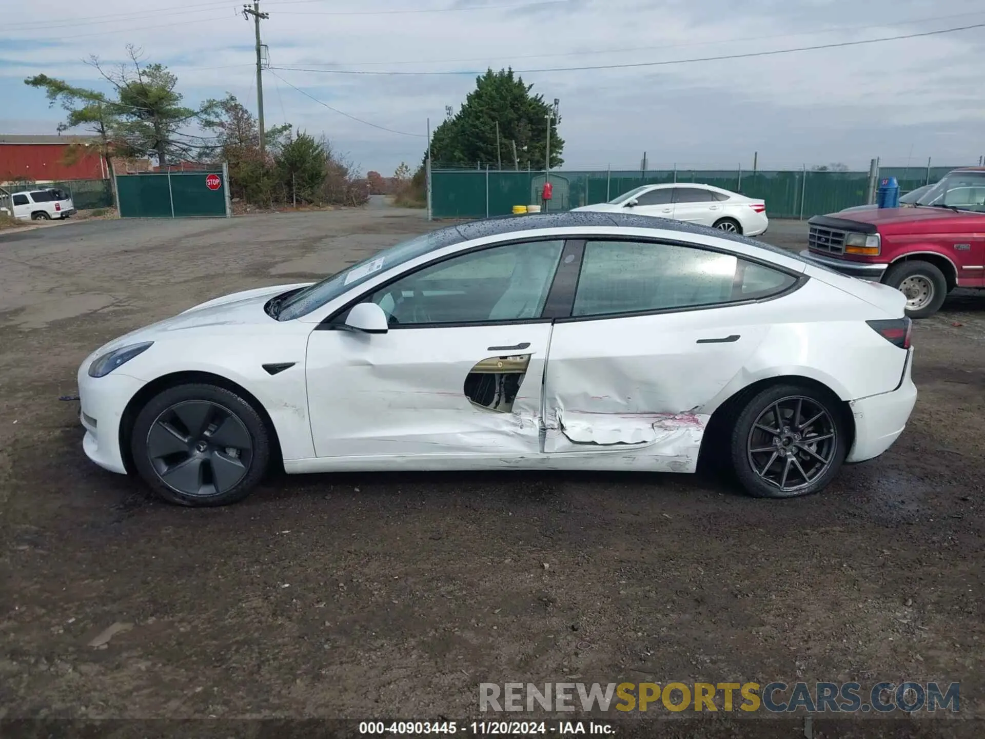 14 Photograph of a damaged car 5YJ3E1EB3NF110709 TESLA MODEL 3 2022