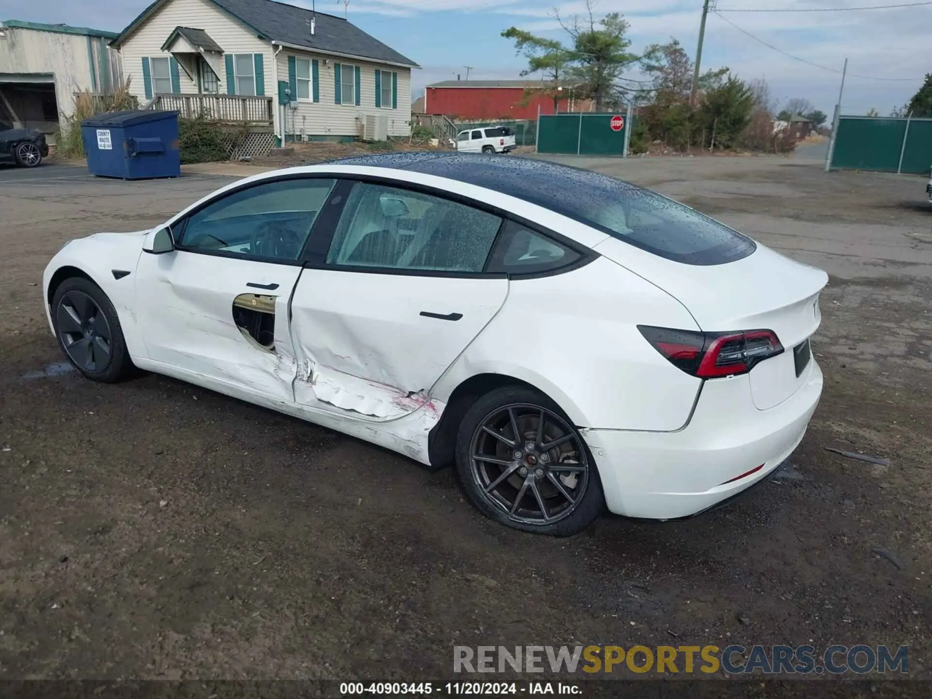 3 Photograph of a damaged car 5YJ3E1EB3NF110709 TESLA MODEL 3 2022