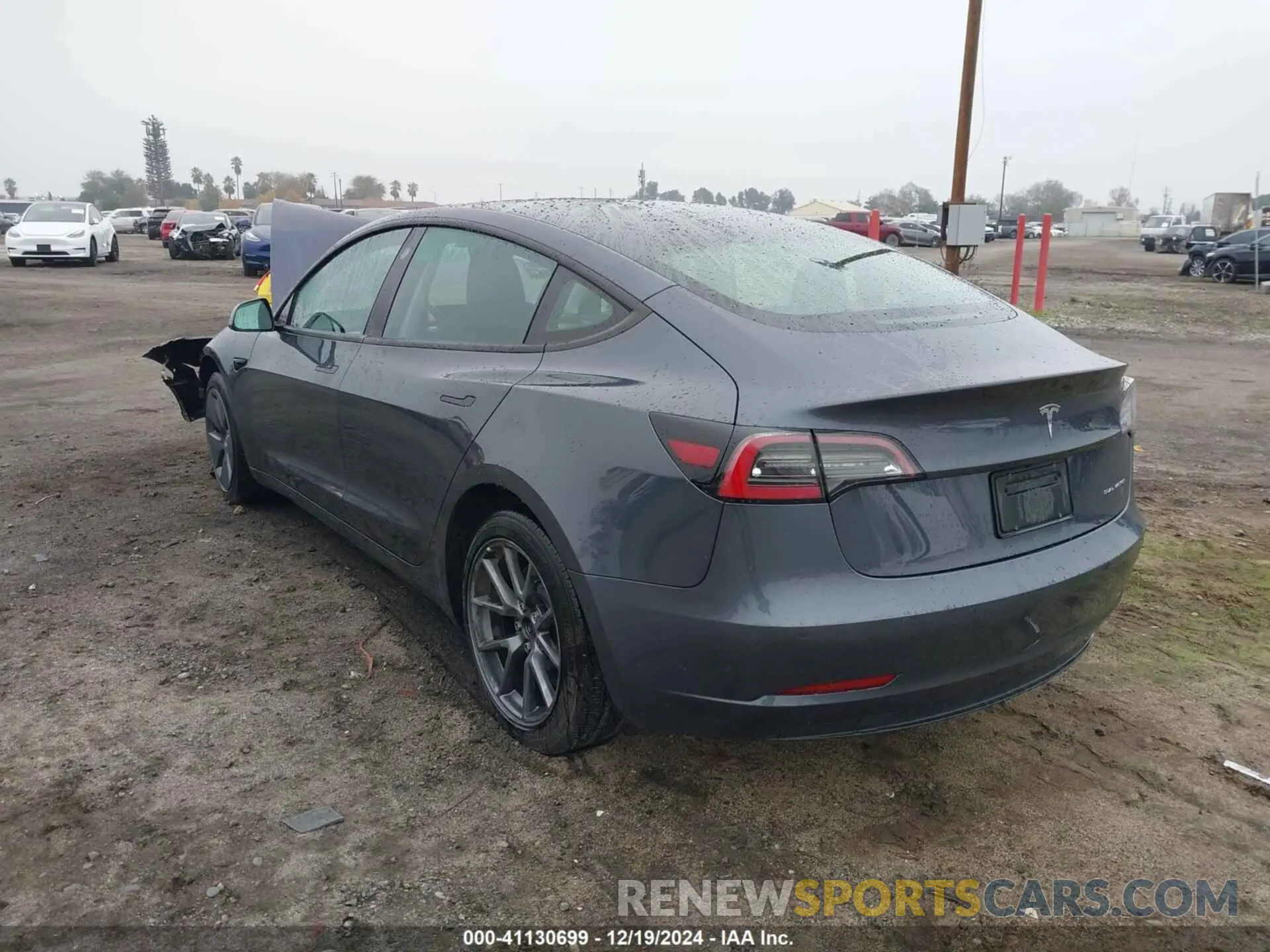 3 Photograph of a damaged car 5YJ3E1EB3NF162955 TESLA MODEL 3 2022