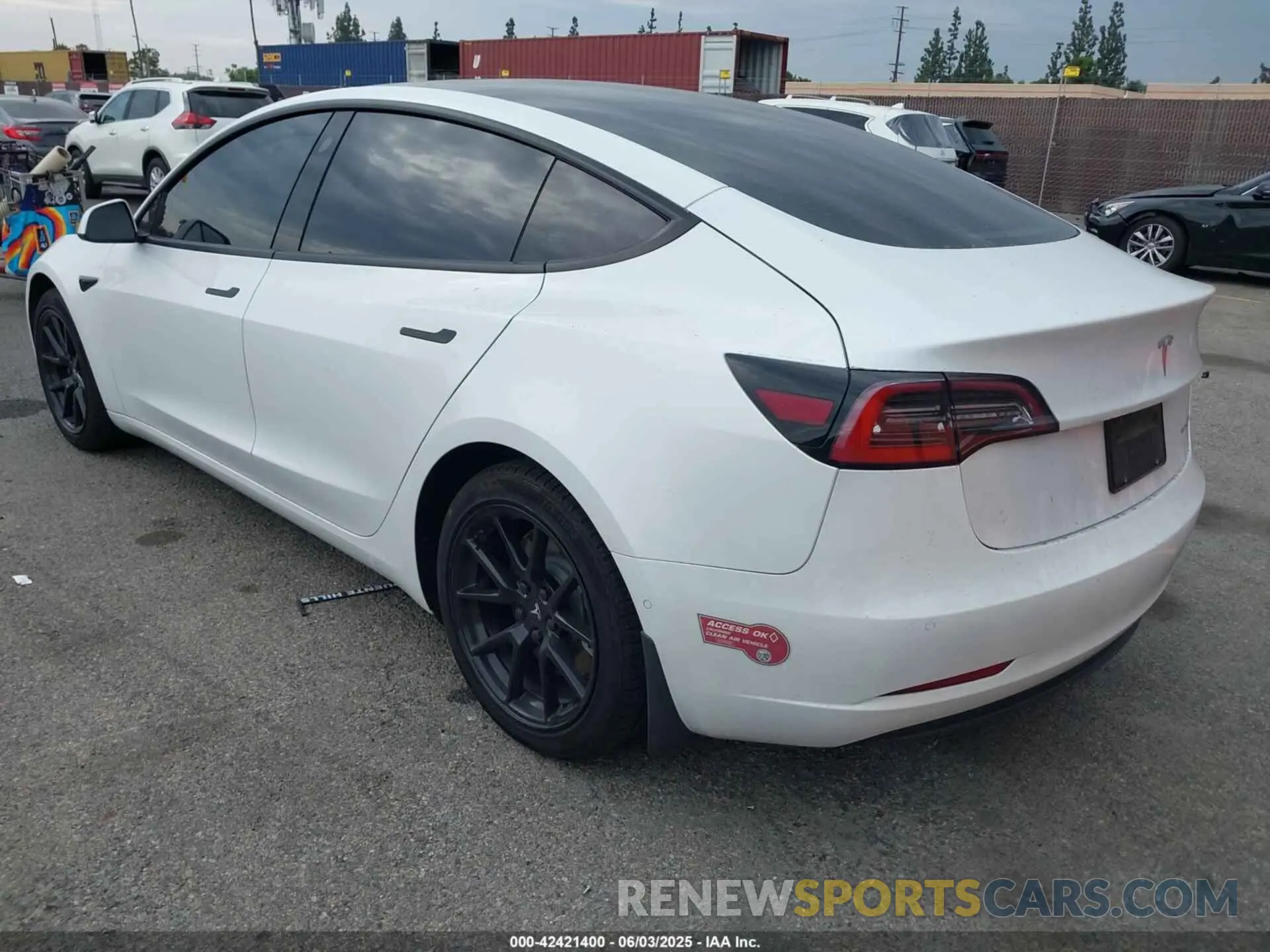 3 Фотография поврежденного автомобиля 5YJ3E1EB3NF183689 TESLA MODEL 3 2022